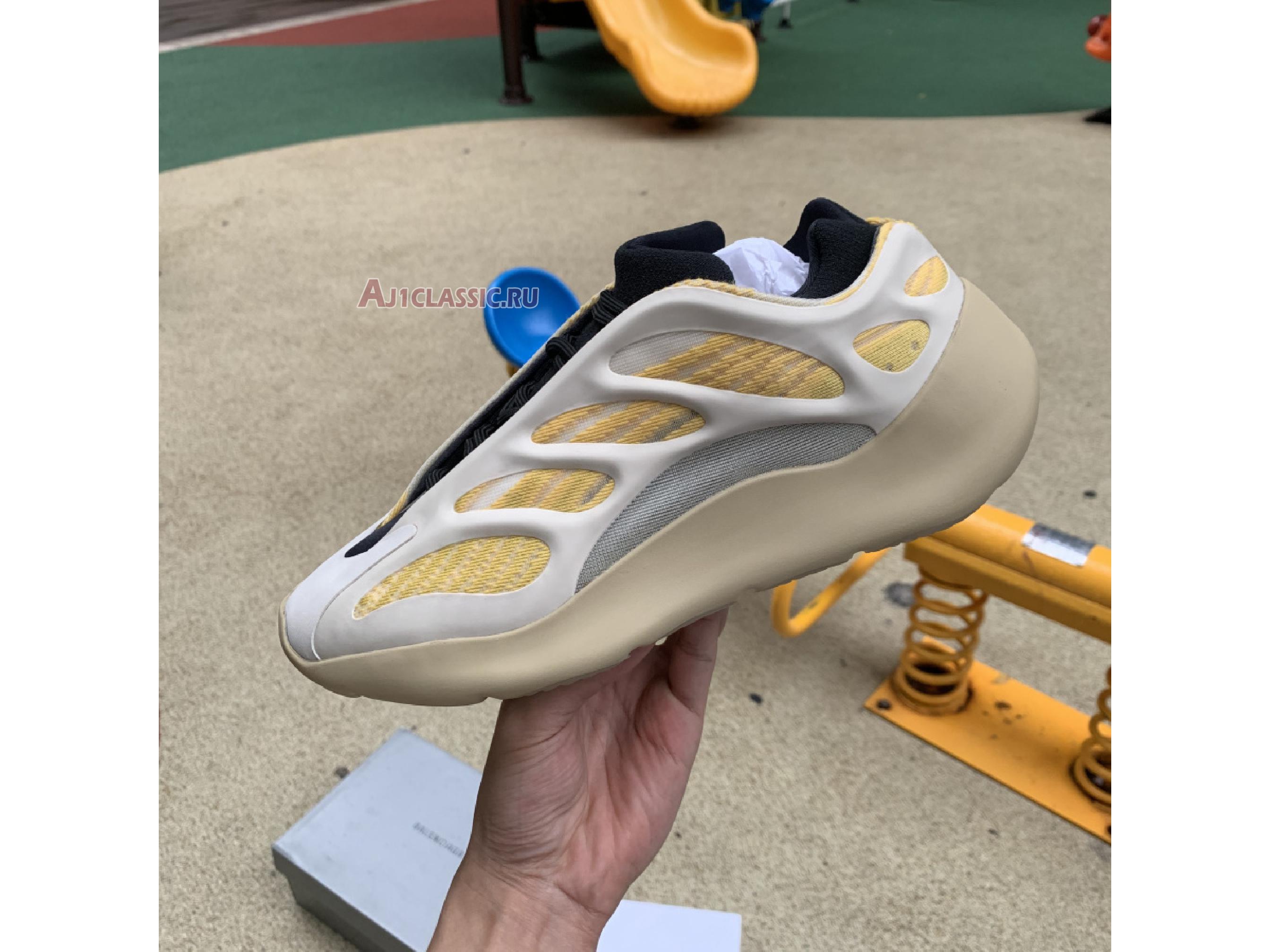 Adidas Yeezy 700 V3 "Safflower" G54853