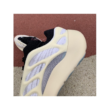 Adidas Yeezy 700 V3 Azael FW4980 Azael/Azael/Azael Sneakers