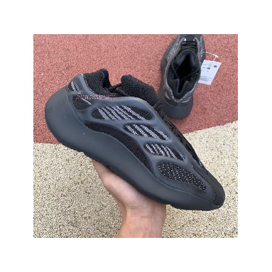 Adidas Yeezy 700 V3 Alvah H67799 Alvah/Alvah/Alvah Sneakers