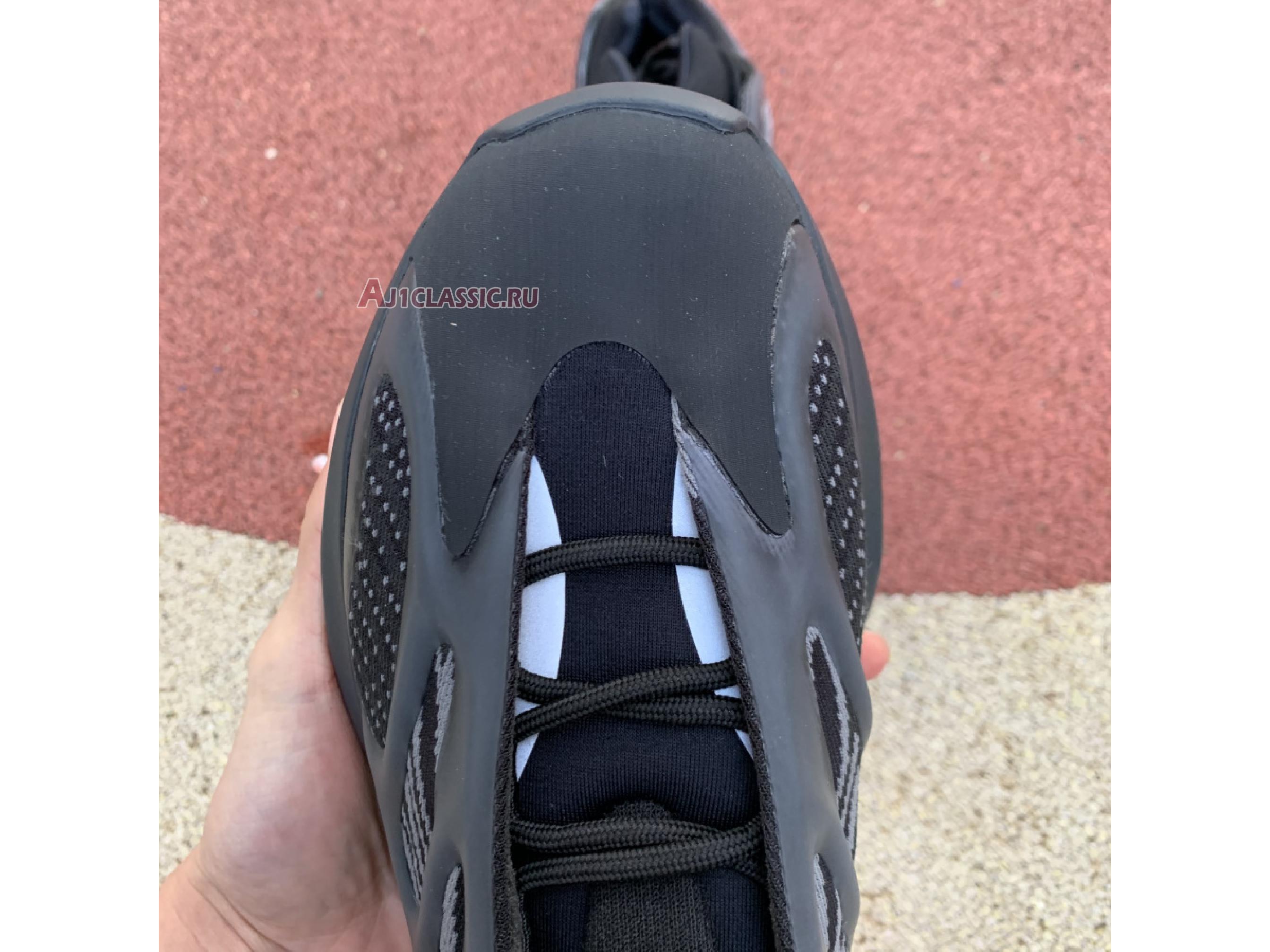 Adidas Yeezy 700 V3 "Alvah" H67799