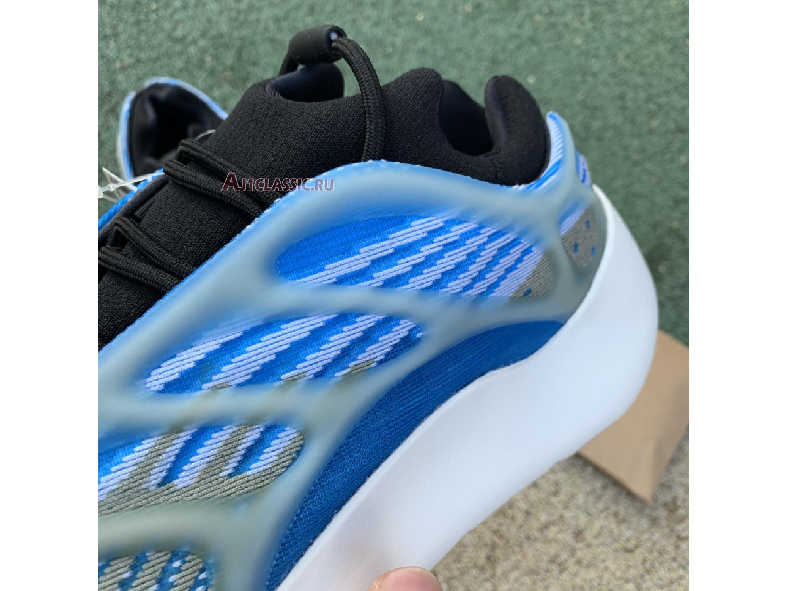 Adidas Yeezy 700 V3 "Arzareth" G54850