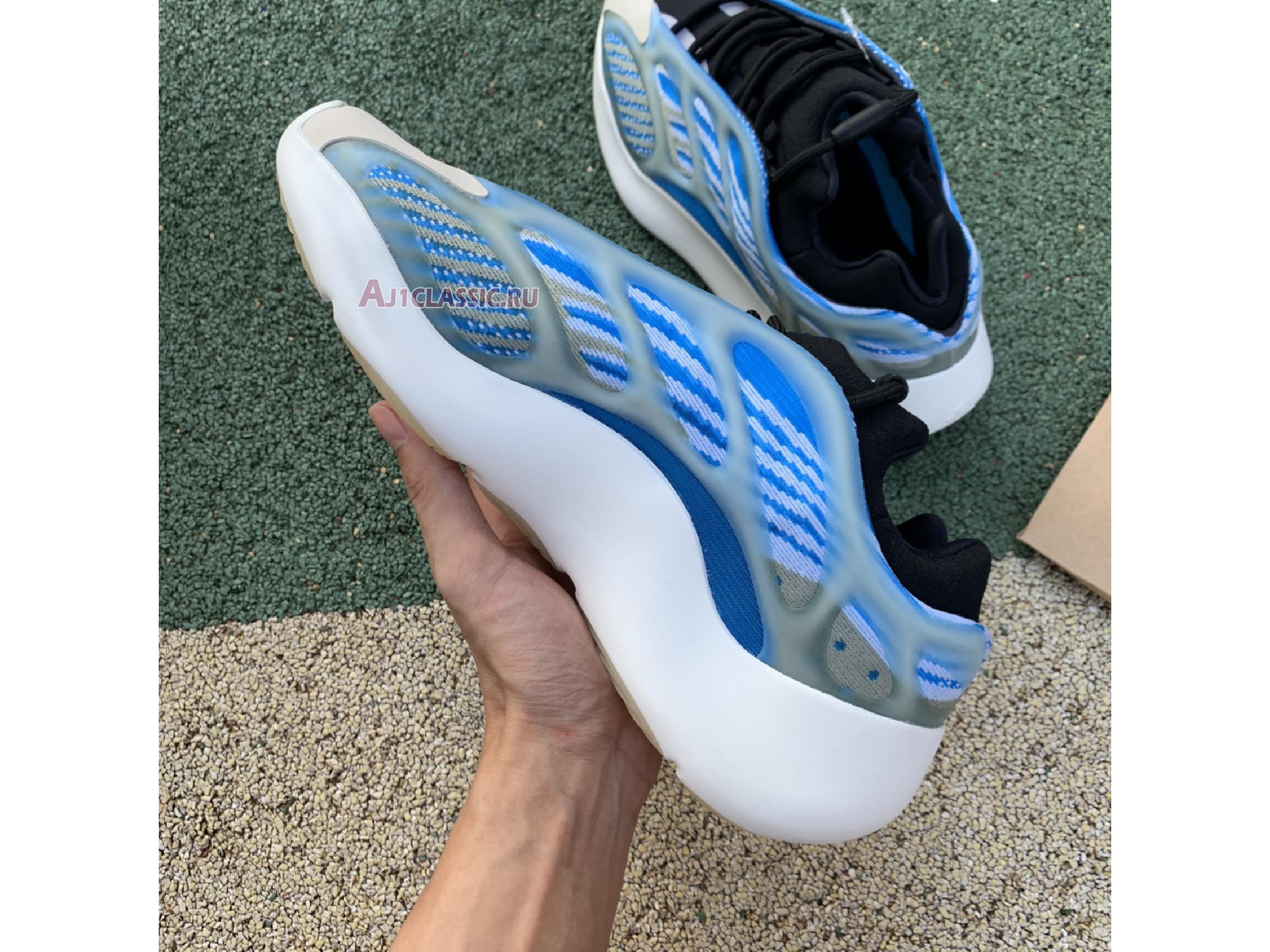 Adidas Yeezy 700 V3 "Arzareth" G54850