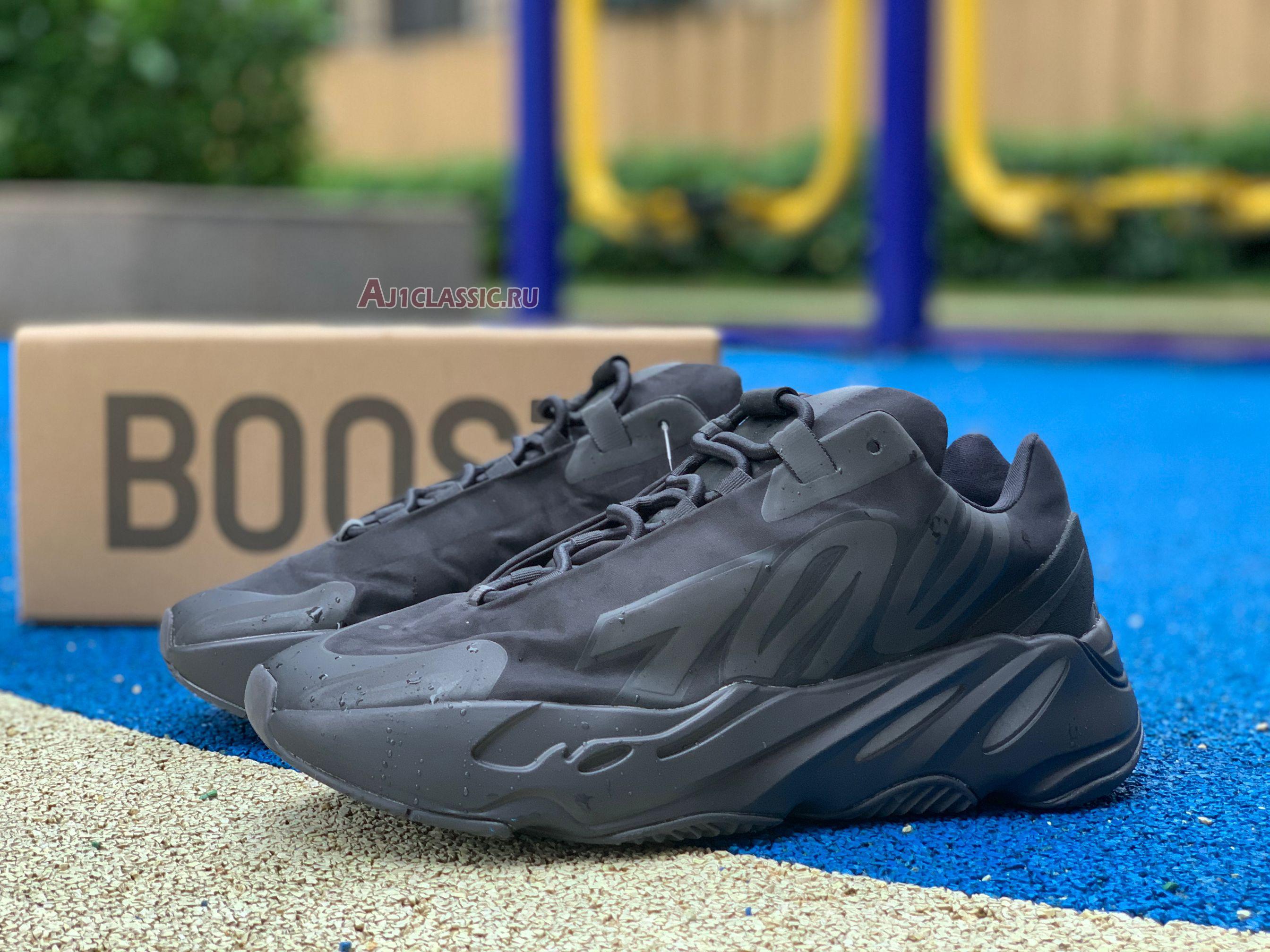 New Adidas Yeezy Boost 700 MNVN "Triple Black" FV4440 Shoes