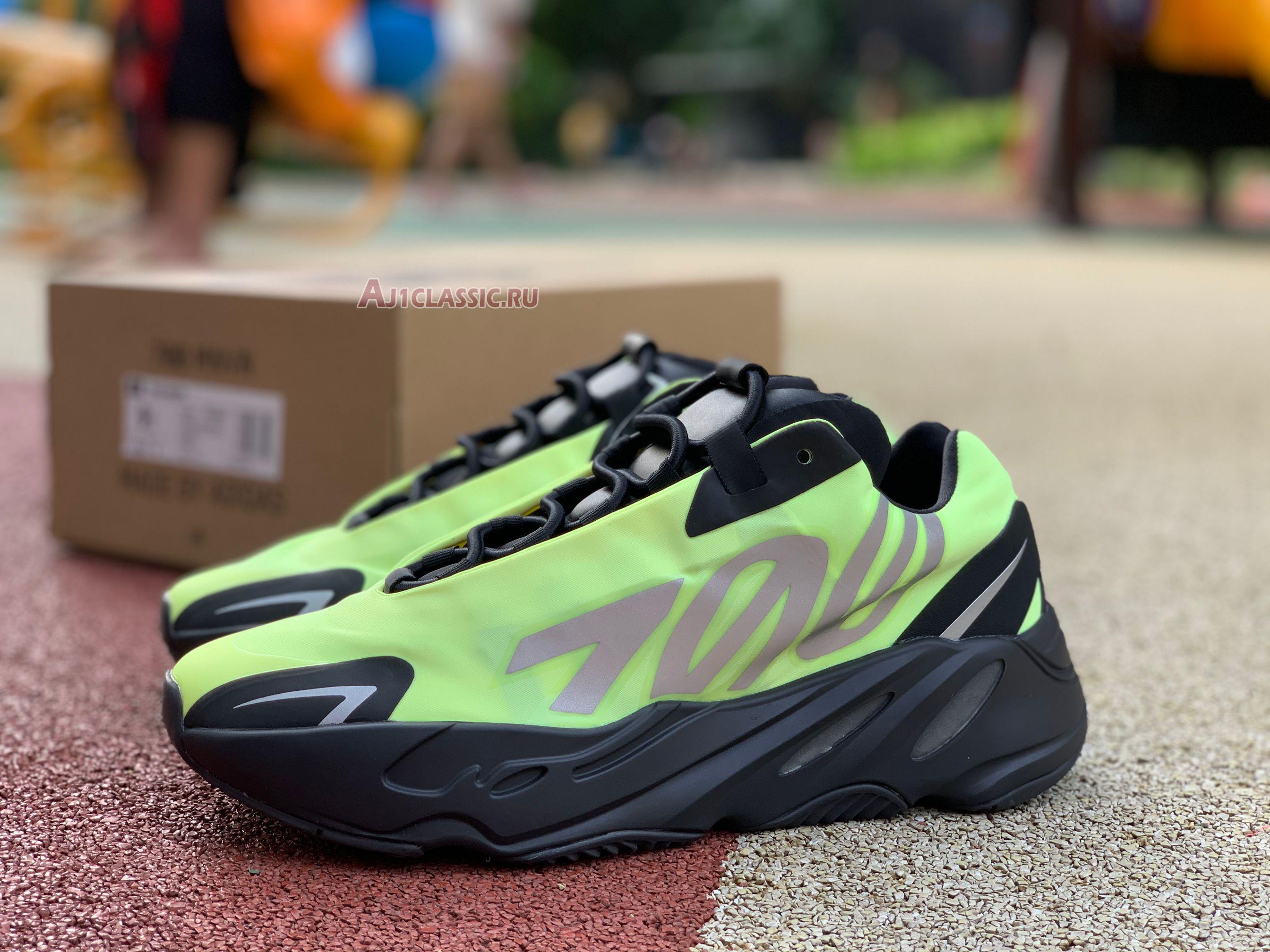 New Adidas Yeezy Boost 700 MNVN "Phosphor" FY3727 Shoes