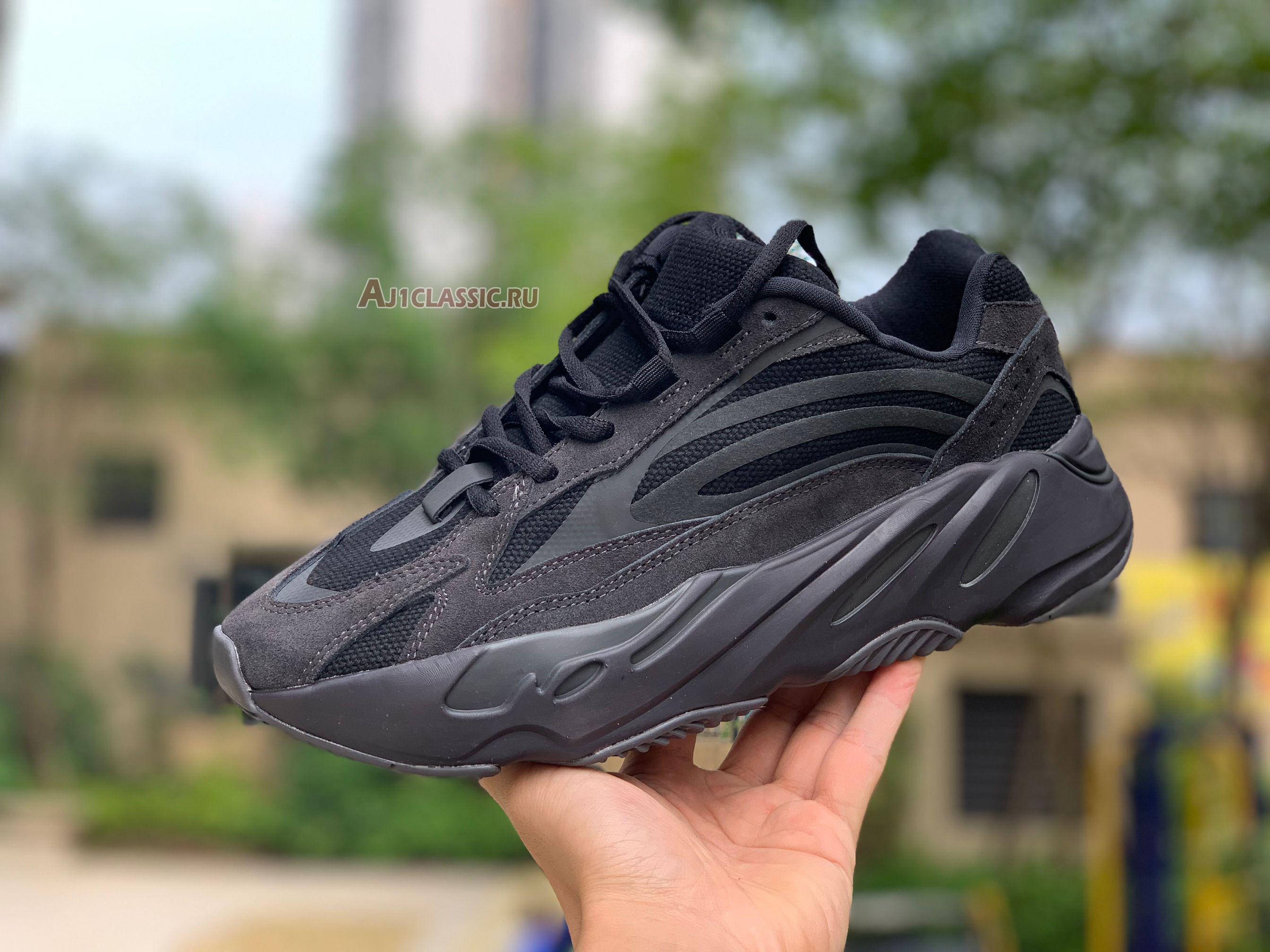 New Adidas Yeezy Boost 700 V2 "Vanta" FU6684 Shoes