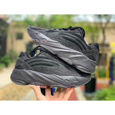 Adidas Yeezy Boost 700 V2 Vanta FU6684 Vanta/Vanta/Vanta Sneakers