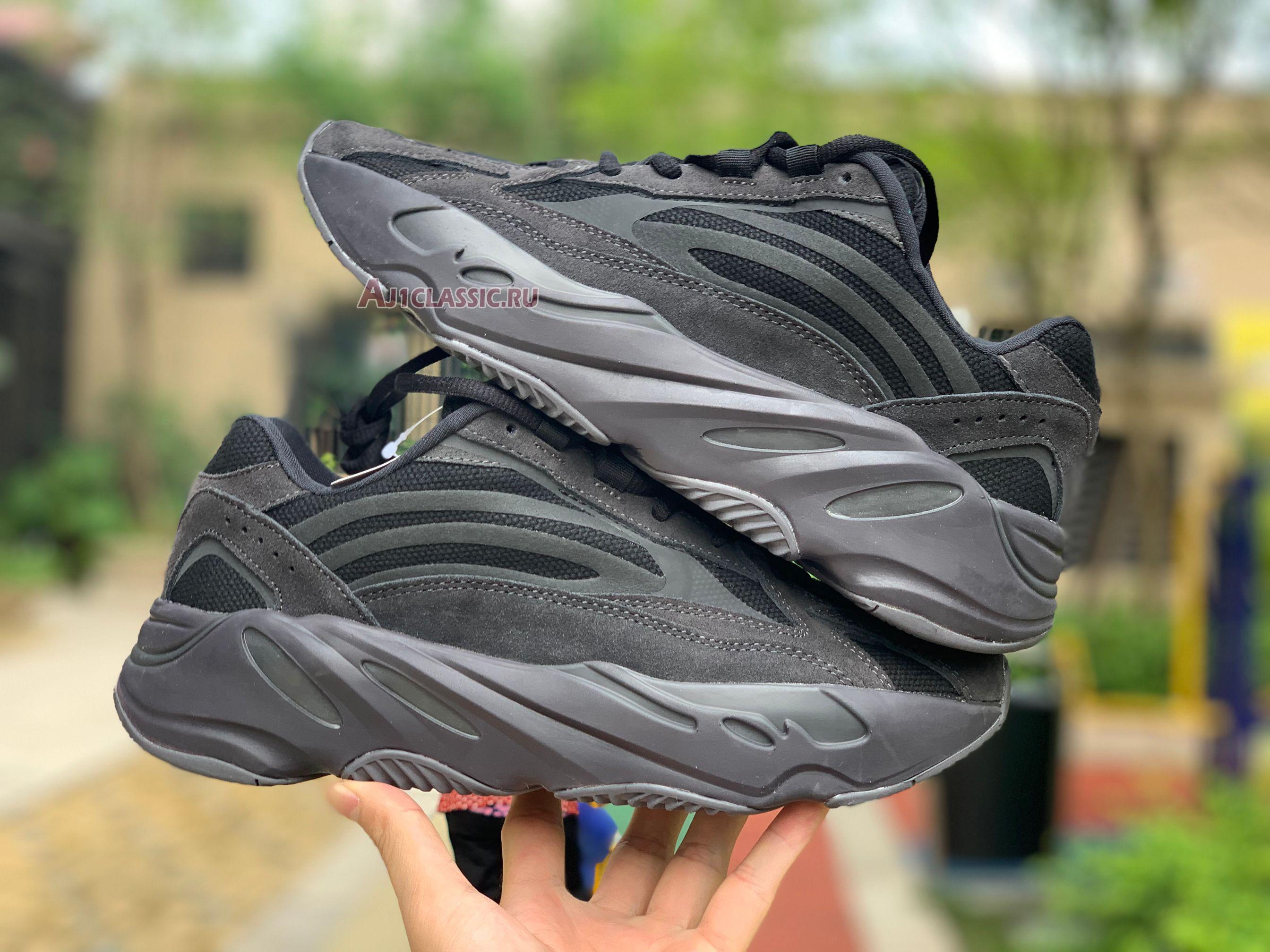 New Adidas Yeezy Boost 700 V2 "Vanta" FU6684 Shoes