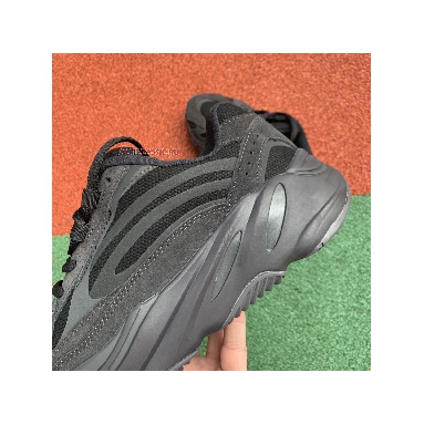 Adidas Yeezy Boost 700 V2 Vanta FU6684 Vanta/Vanta/Vanta Sneakers