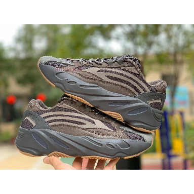 Adidas Yeezy Boost 700 V2 Geode EG6860 Geode/Geode/Geode Sneakers