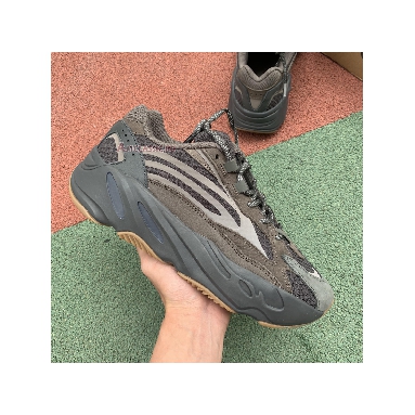 Adidas Yeezy Boost 700 V2 Geode EG6860 Geode/Geode/Geode Sneakers