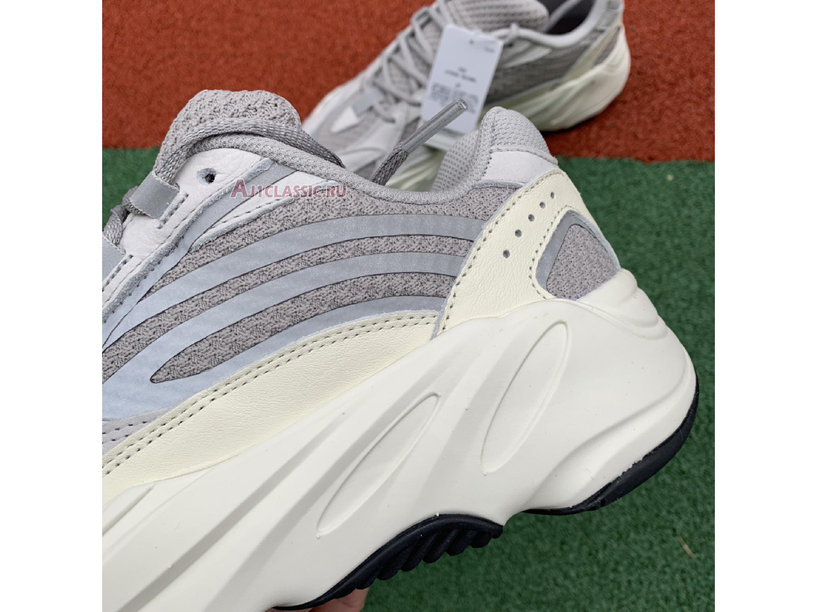 New Adidas Yeezy Boost 700 V2 "Static" EF2829 Shoes