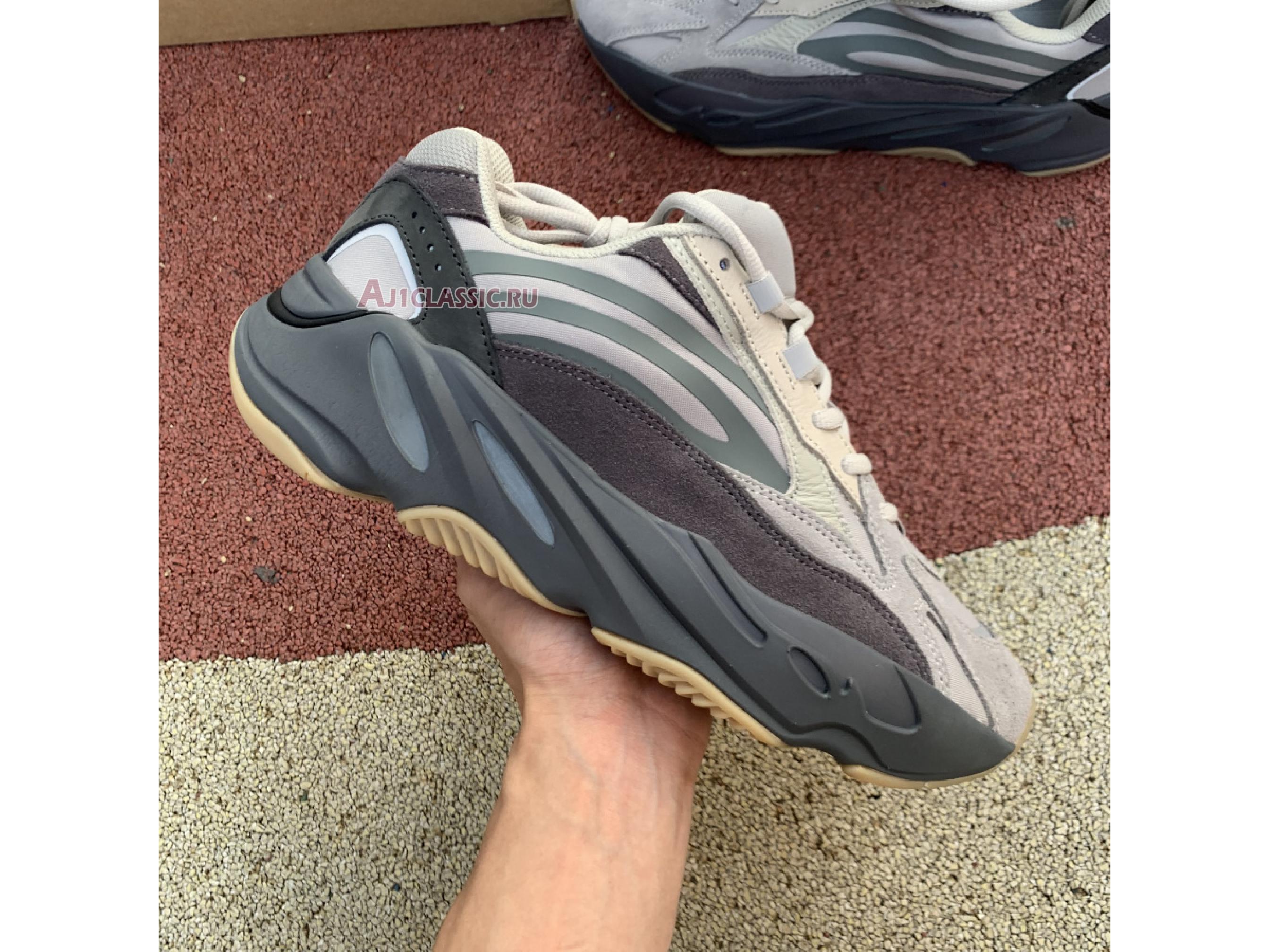 Adidas Yeezy Boost 700 V2 "Tephra" FU7914