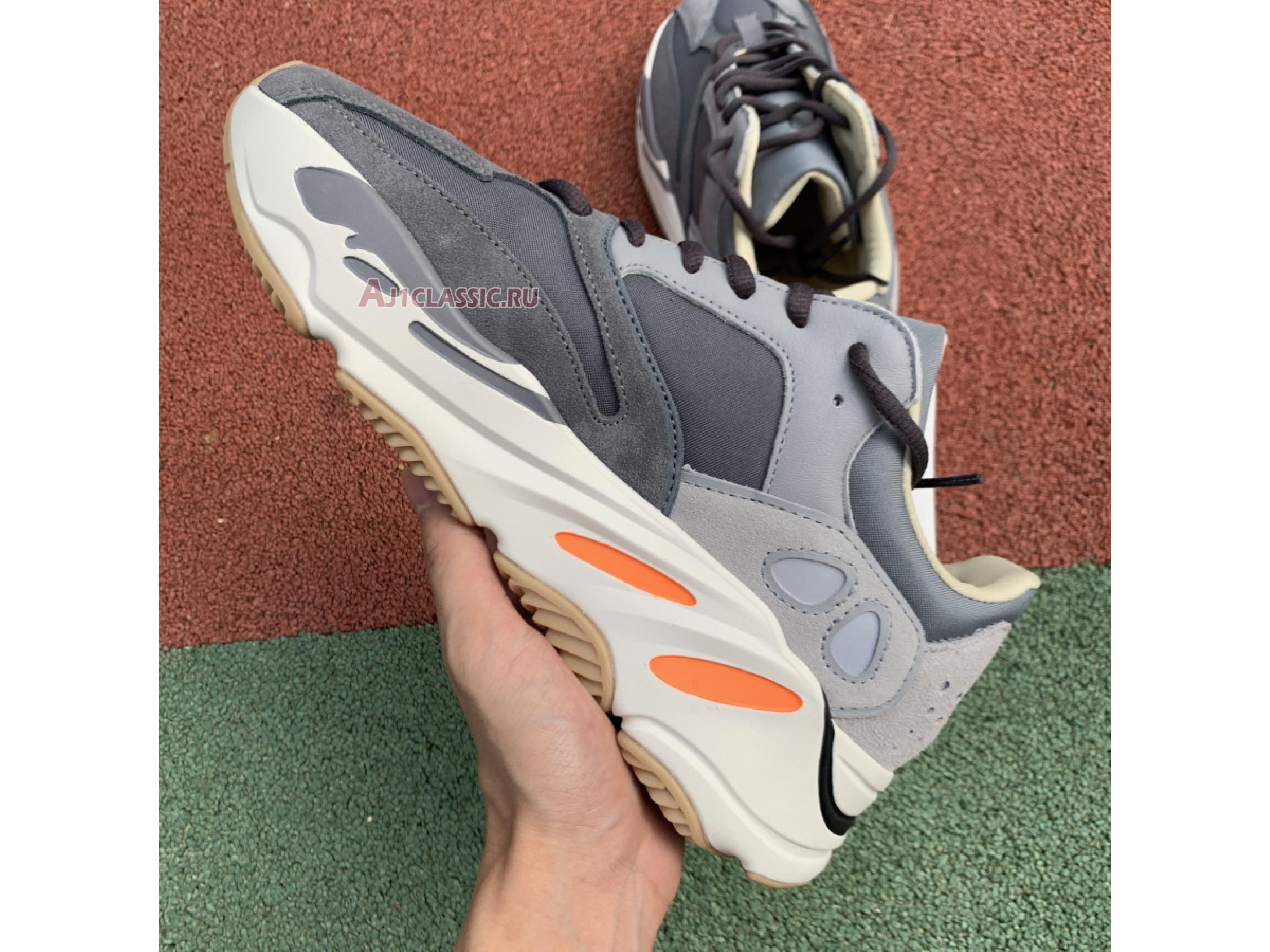 New Adidas Yeezy Boost 700 "Magnet" FV9922 Shoes