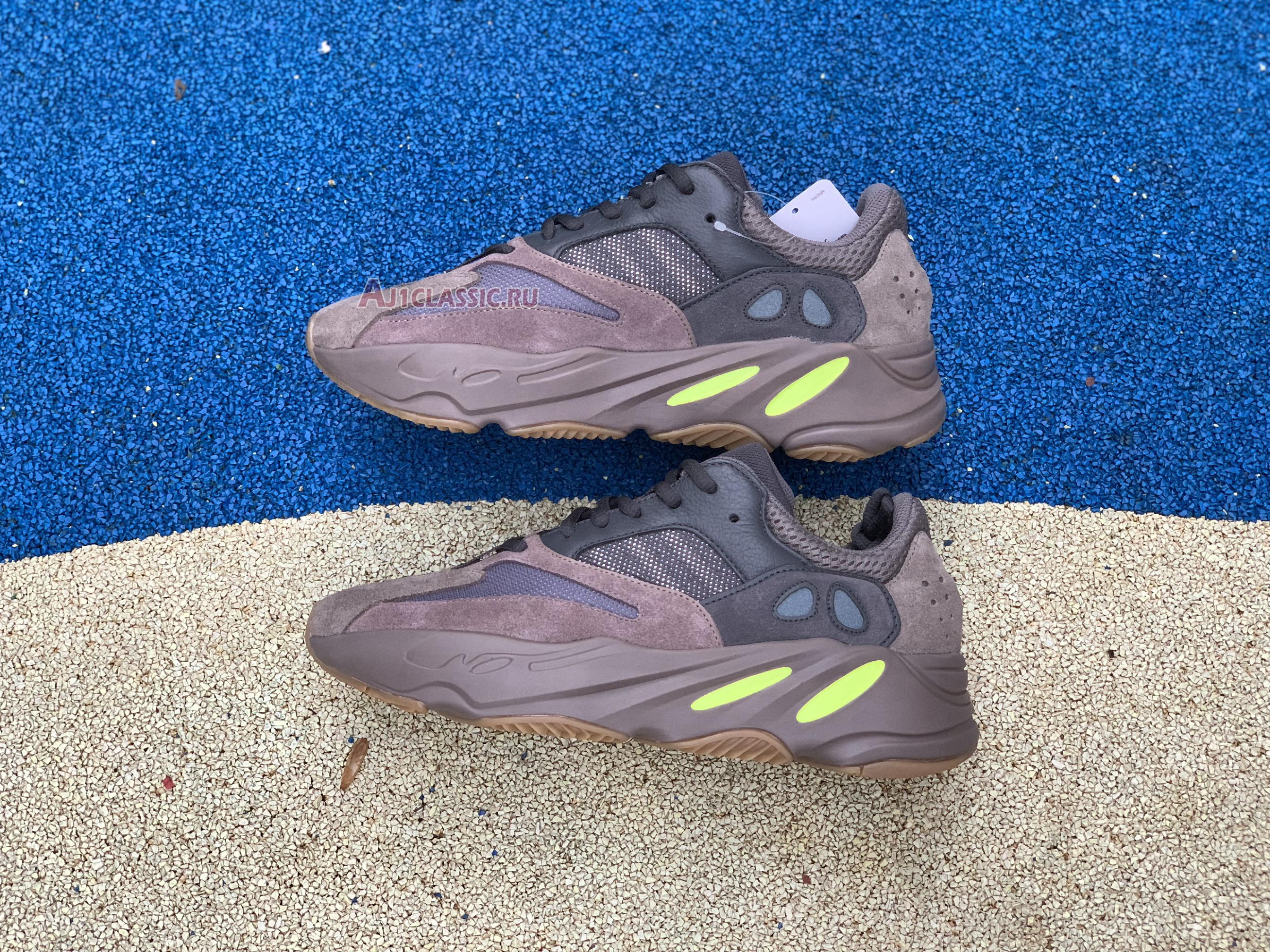 Adidas Yeezy Boost 700 "Mauve" EE9614