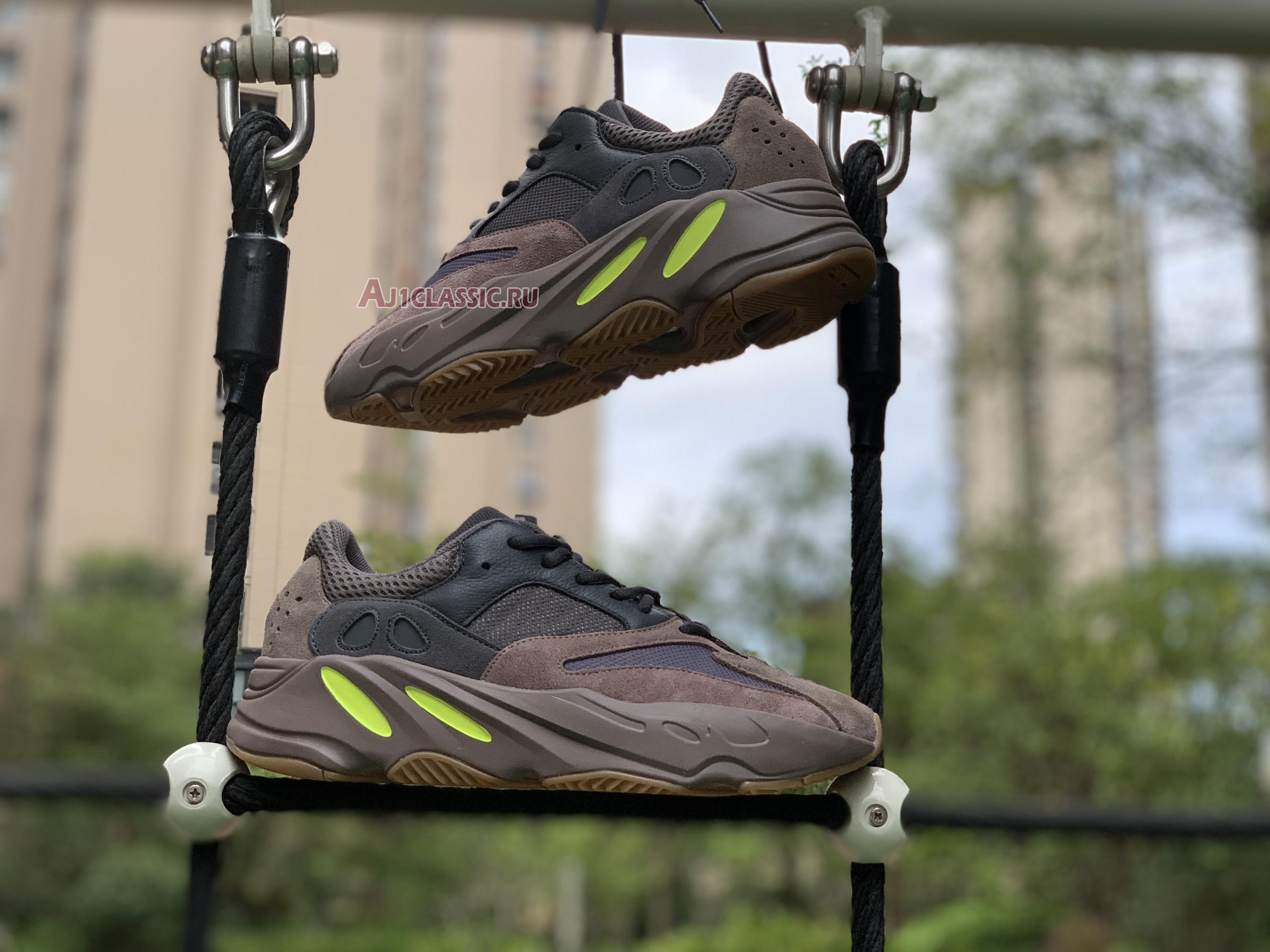 Adidas Yeezy Boost 700 "Mauve" EE9614