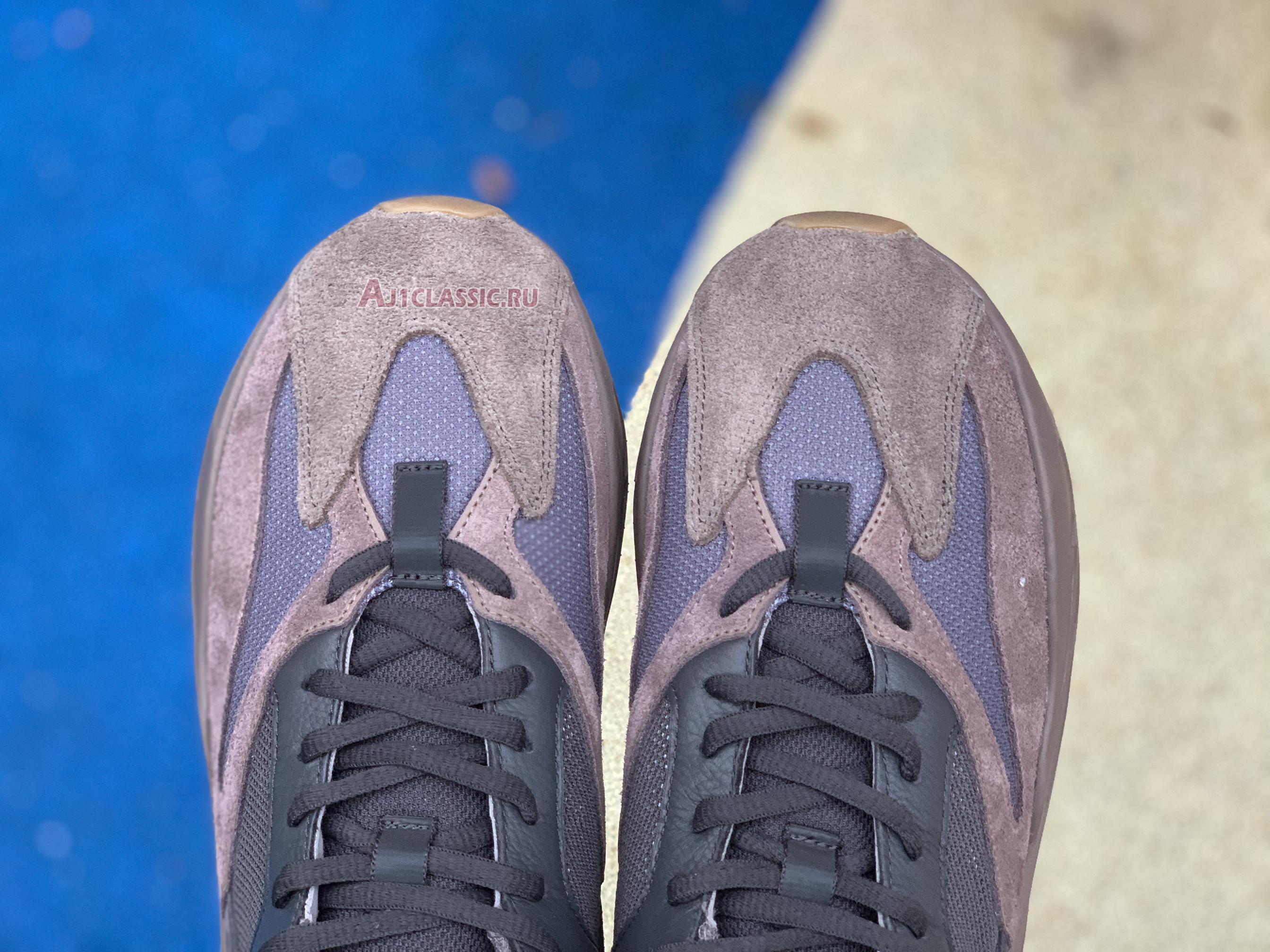 Adidas Yeezy Boost 700 "Mauve" EE9614