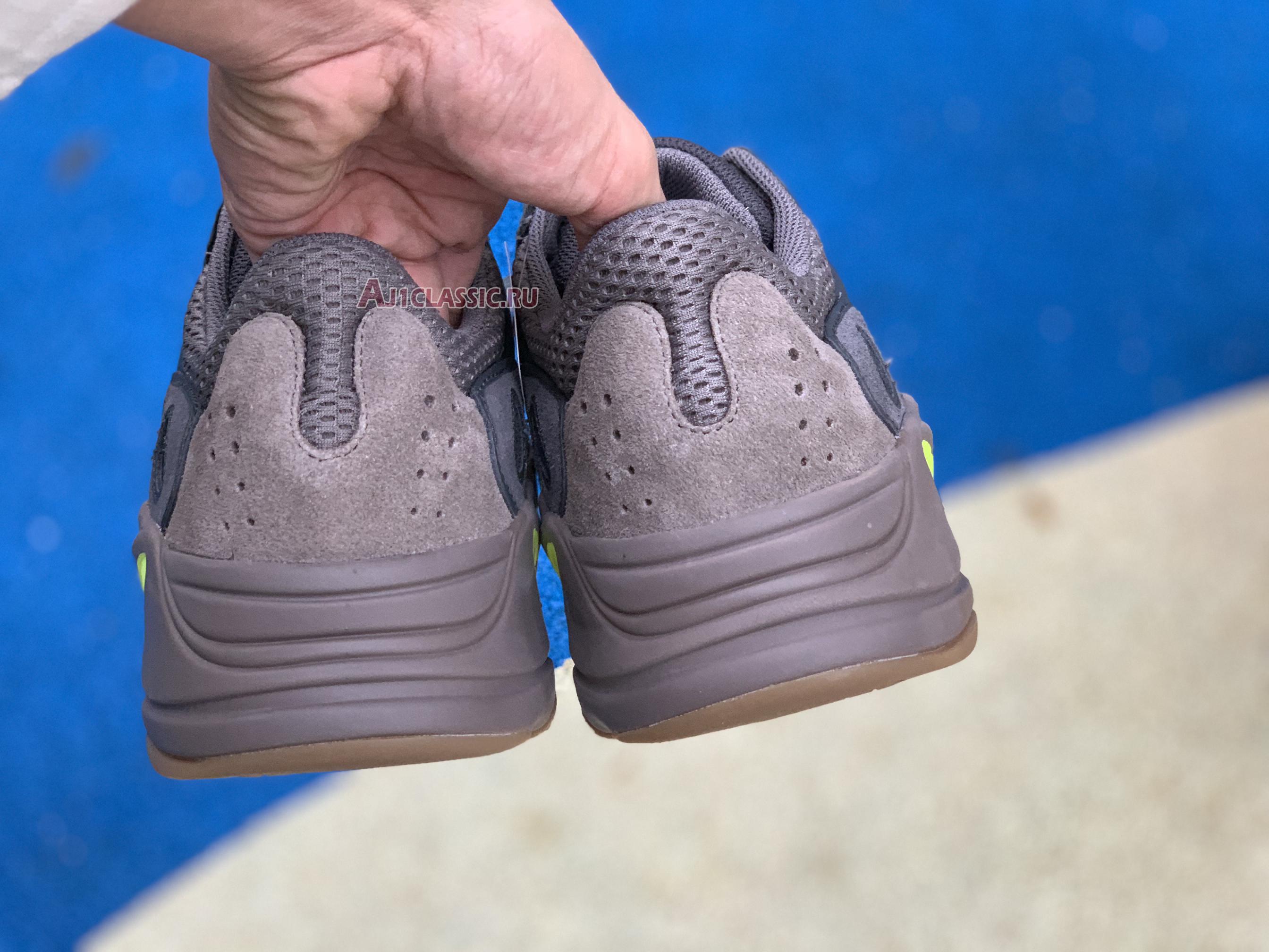 Adidas Yeezy Boost 700 "Mauve" EE9614