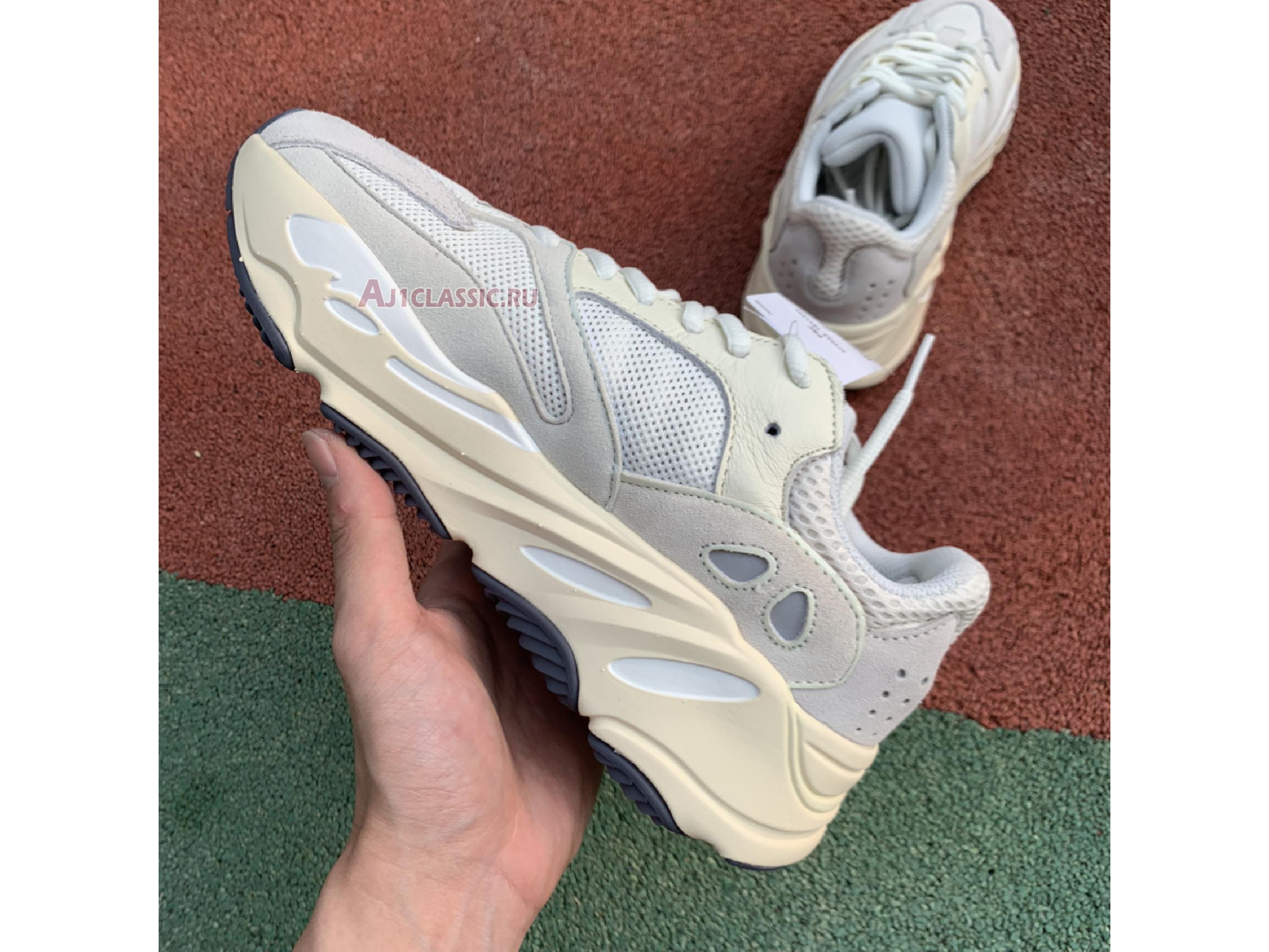 Adidas Yeezy Boost 700 "Analog" EG7596