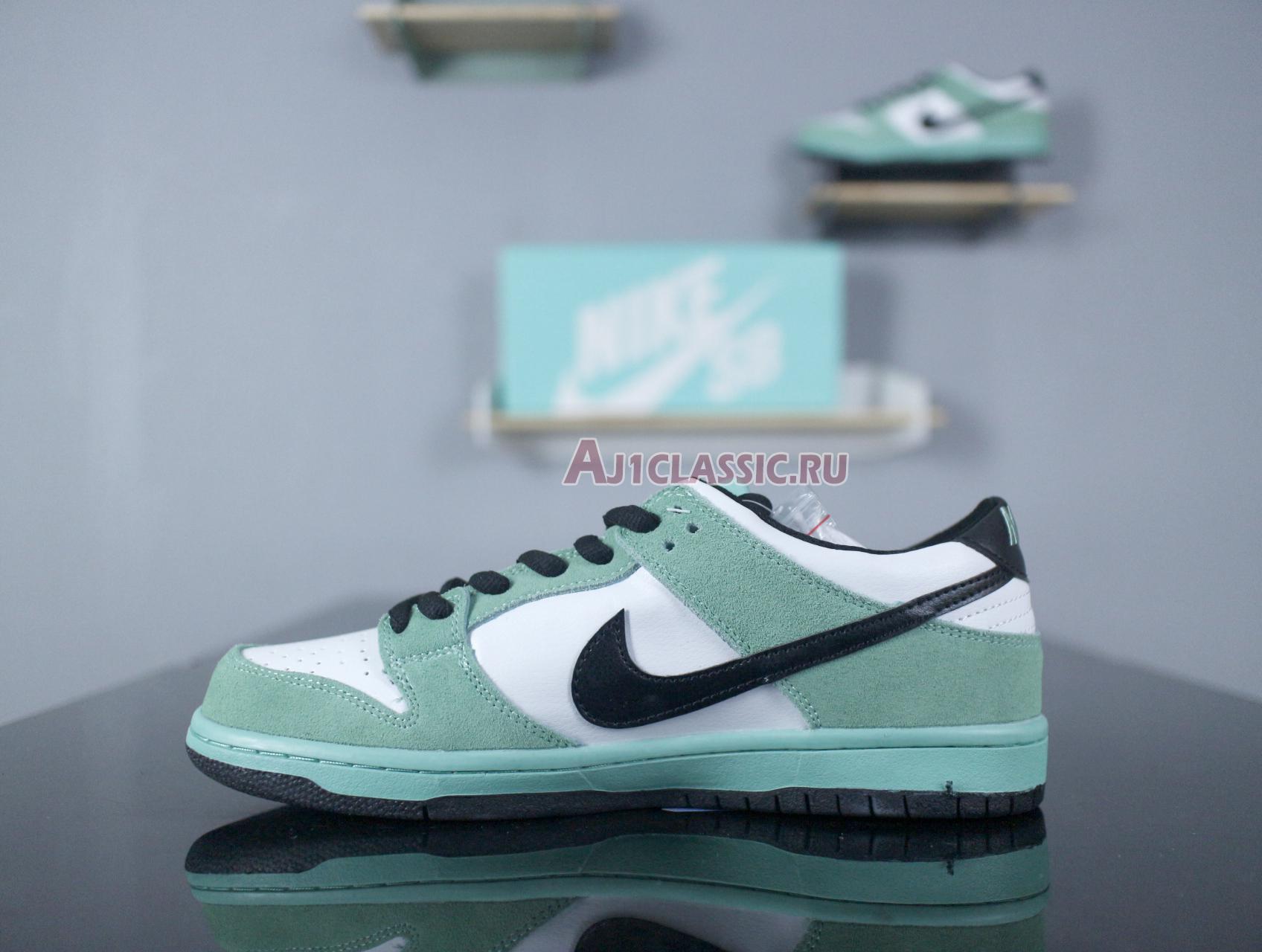 Nike SB Dunk Low "Sea Crystal" 819674-301