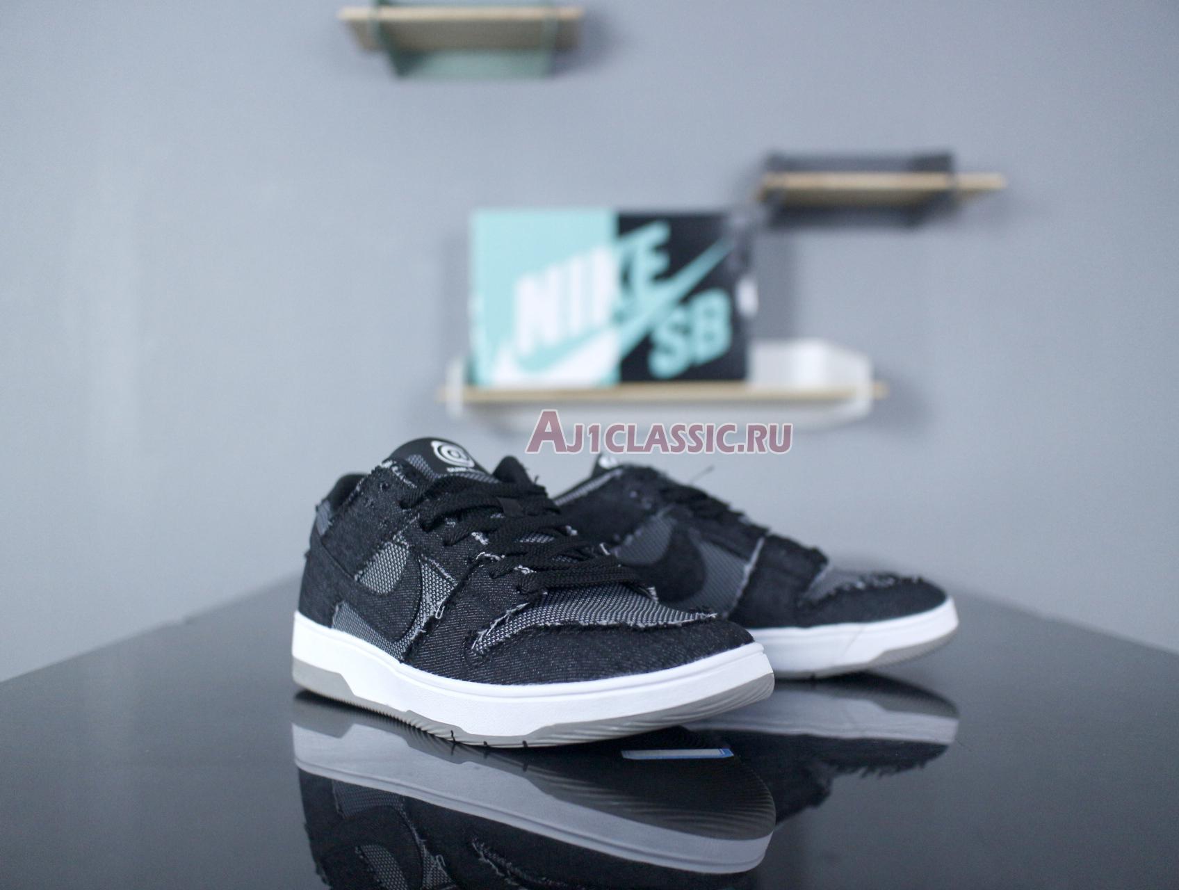 MEDICOM TOY x Nike SB Dunk Low "BE@RBRICK" 877063-002