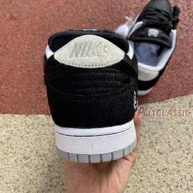 Medicom Toy x Nike SB Dunk Low BE@RBRICK CZ5127-001 Black/White-Black Sneakers