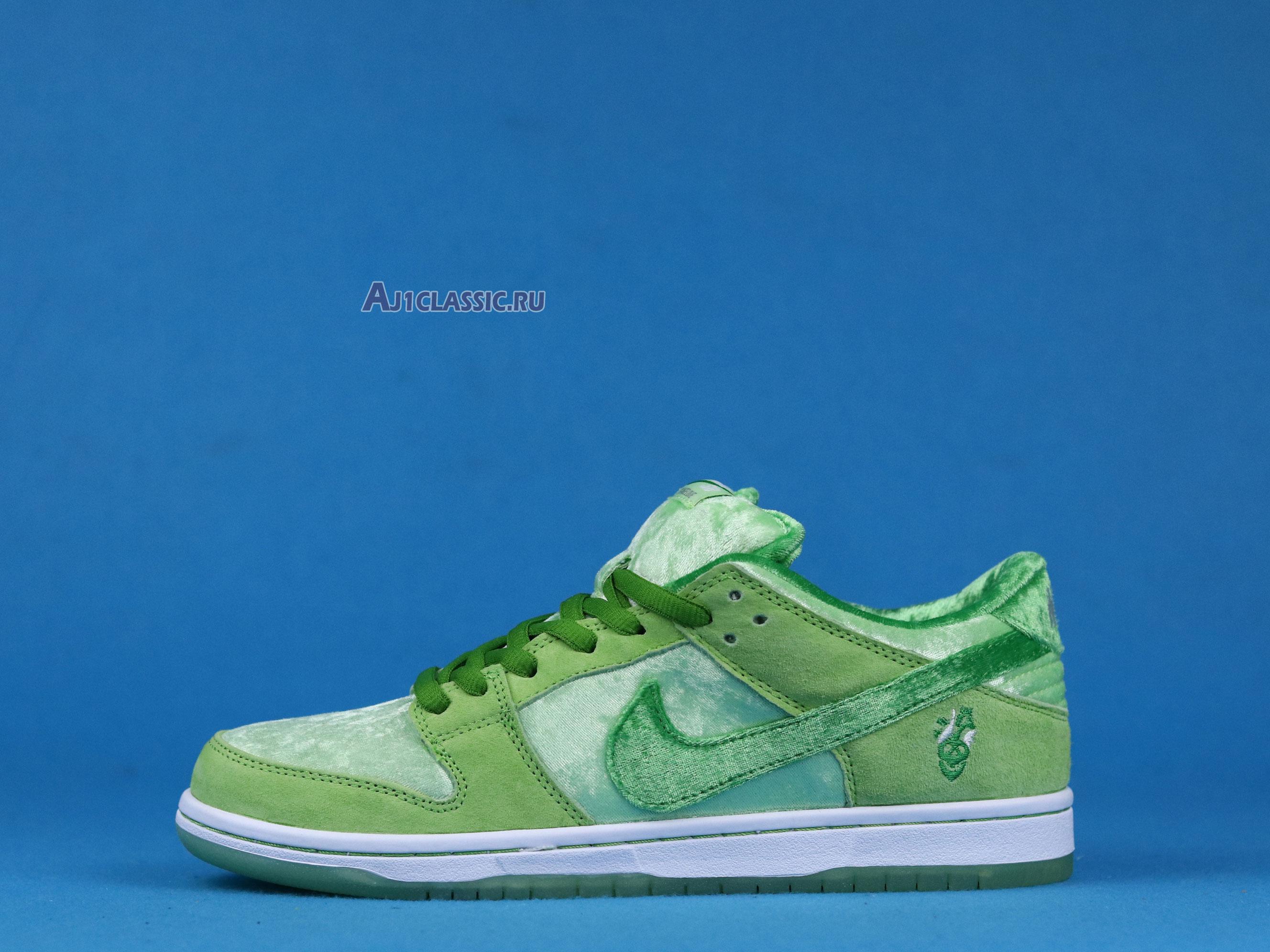 New Nike StrangeLove x Dunk Low SB "Green Beans Valentines Day" CT2552-300 Shoes