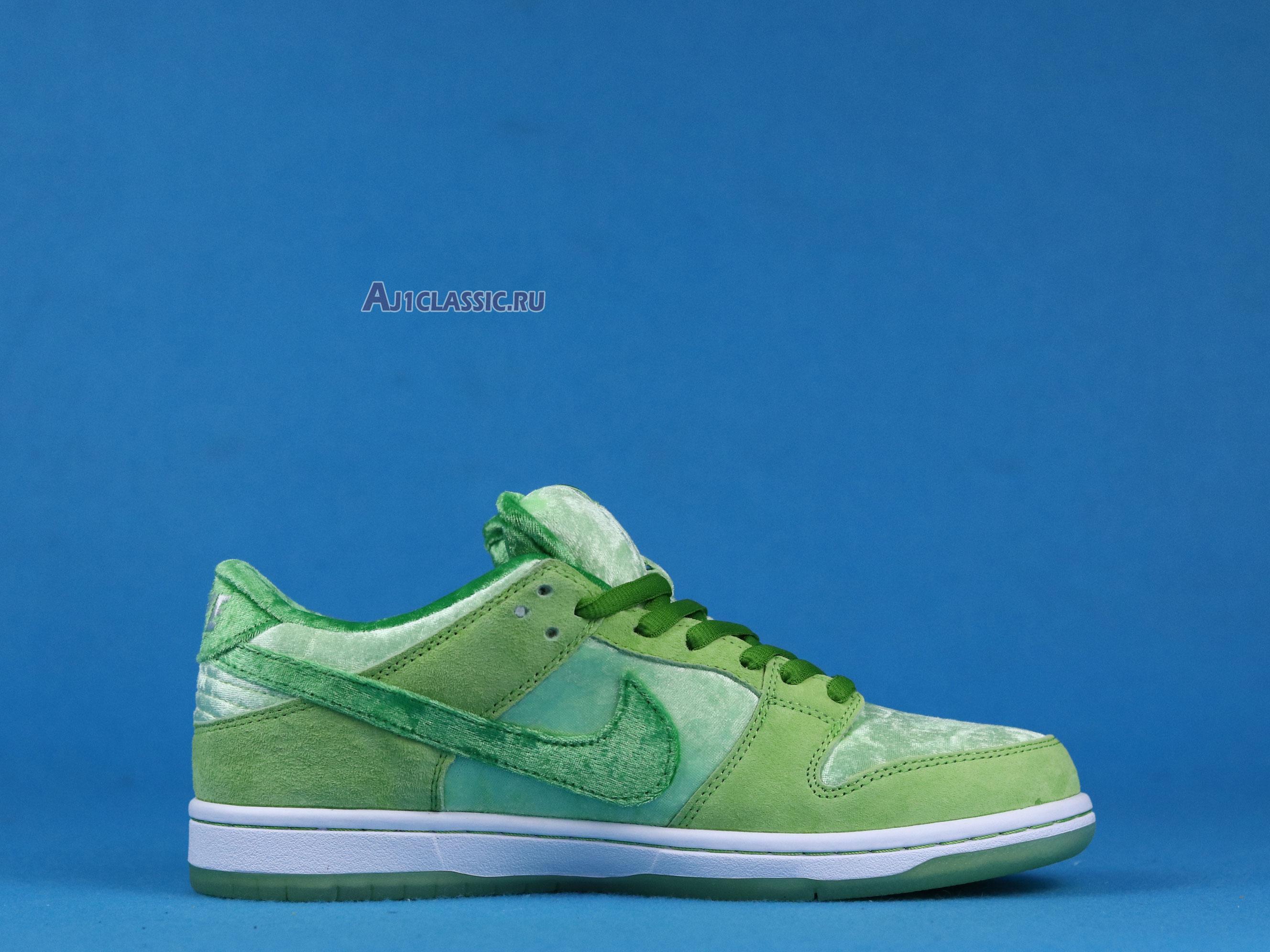 New Nike StrangeLove x Dunk Low SB "Green Beans Valentines Day" CT2552-300 Shoes