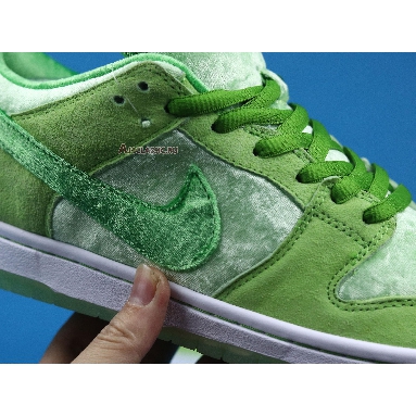 Nike StrangeLove x Dunk Low SB Green Beans Valentines Day CT2552-300 Green/White Mens Womens Shoes