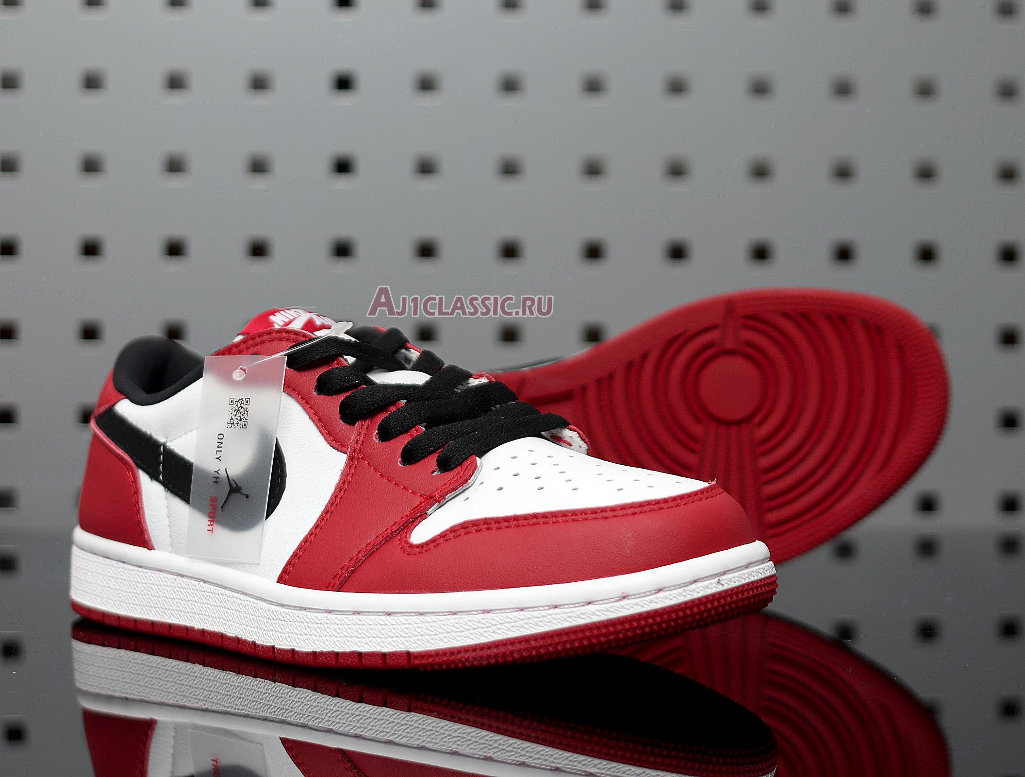 Air Jordan 1 Retro Low OG "Chicago" 705329-600