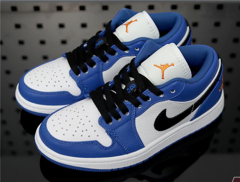 Air Jordan 1 Low "Hyper Royal" 553558-401