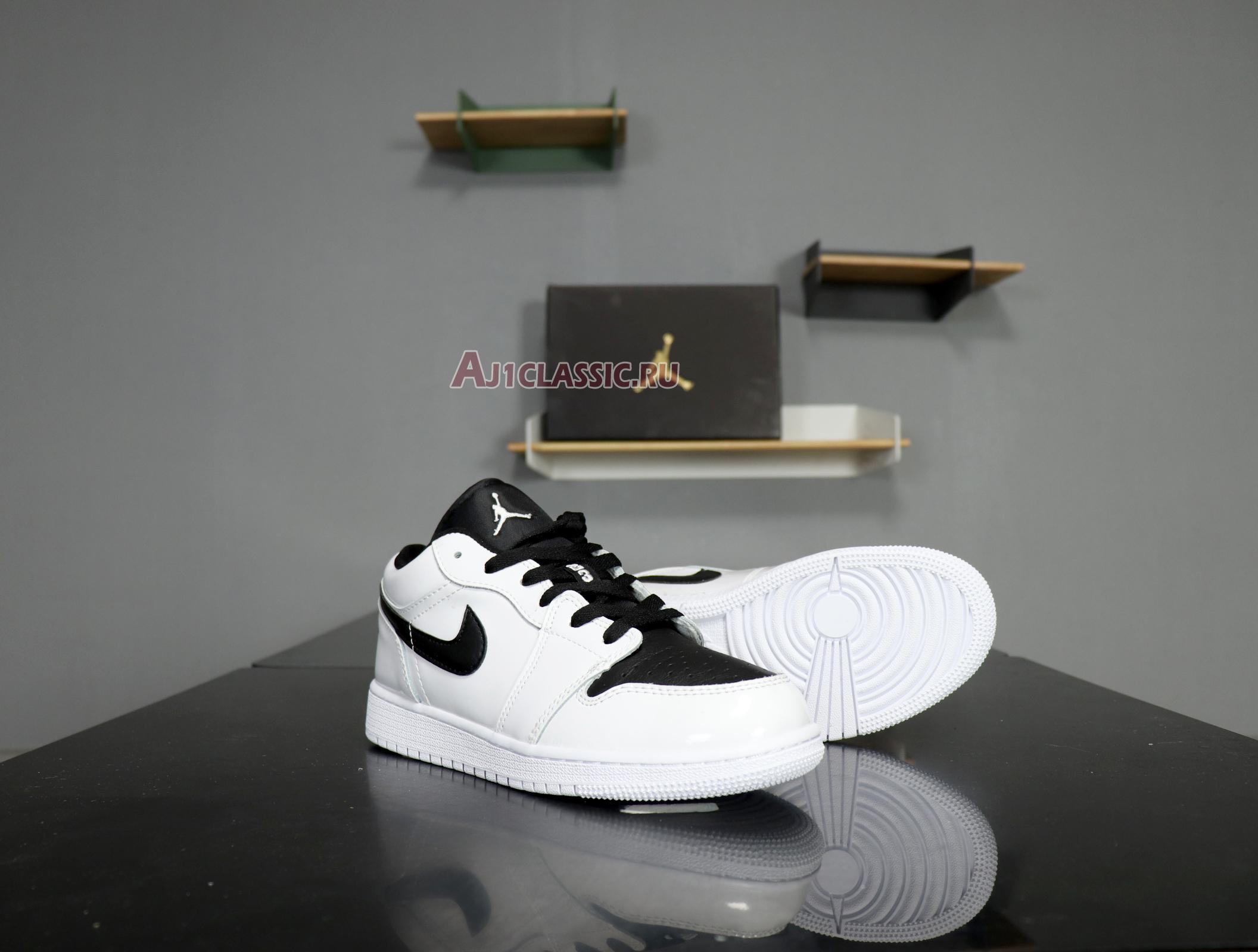 Air Jordan 1 Retro Low "White Black" 553560-103