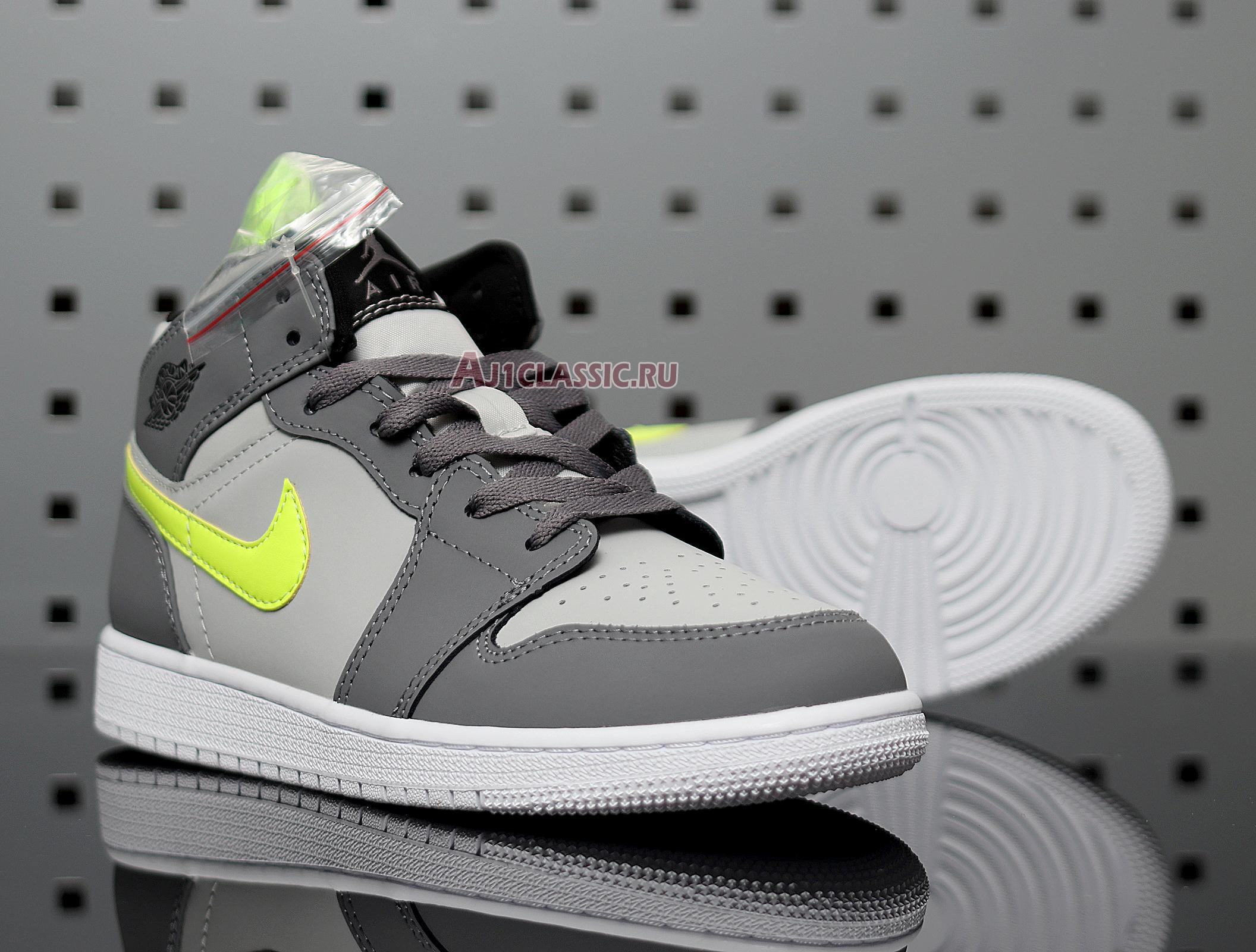 Air Jordan 1 Mid "Grey Volt" 554724-072