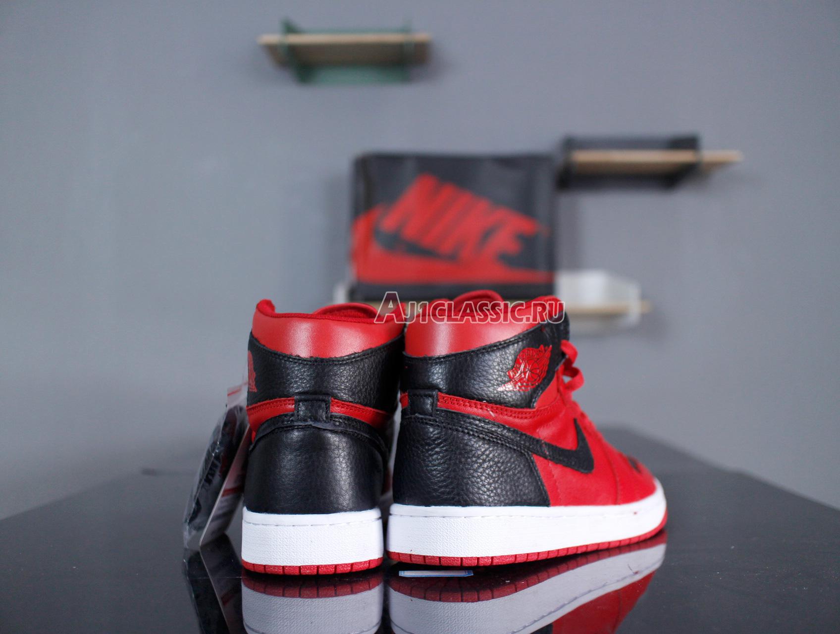 Air Jordan 1 Mid "Reverse Banned" 554724-601