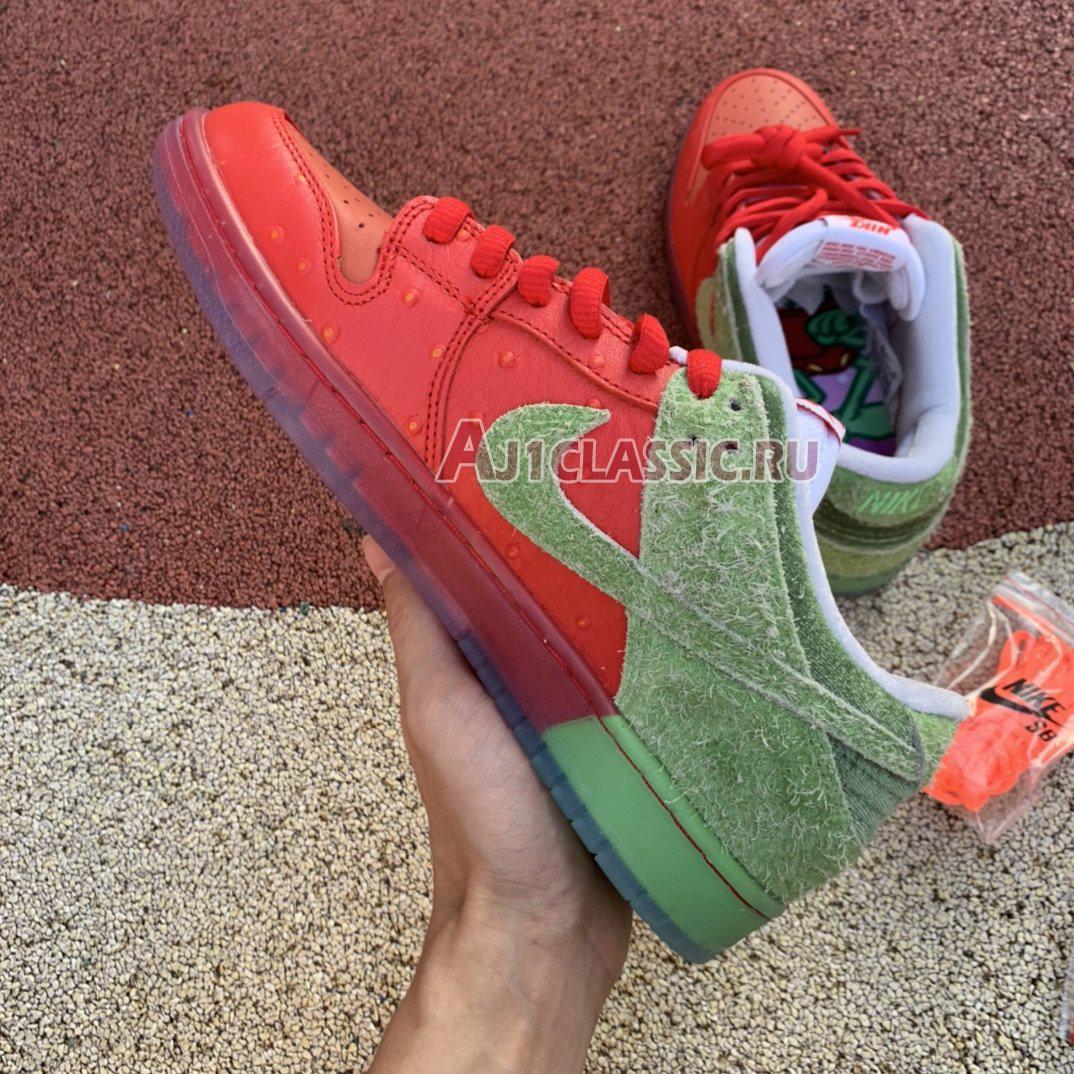 New Nike SB Dunk Low "Strawberry Cough" CW7093-601 Shoes