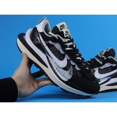 Sacai x Nike VaporWaffle Black White CV1363-001 Black/Summit White/Pure Platinum Sneakers