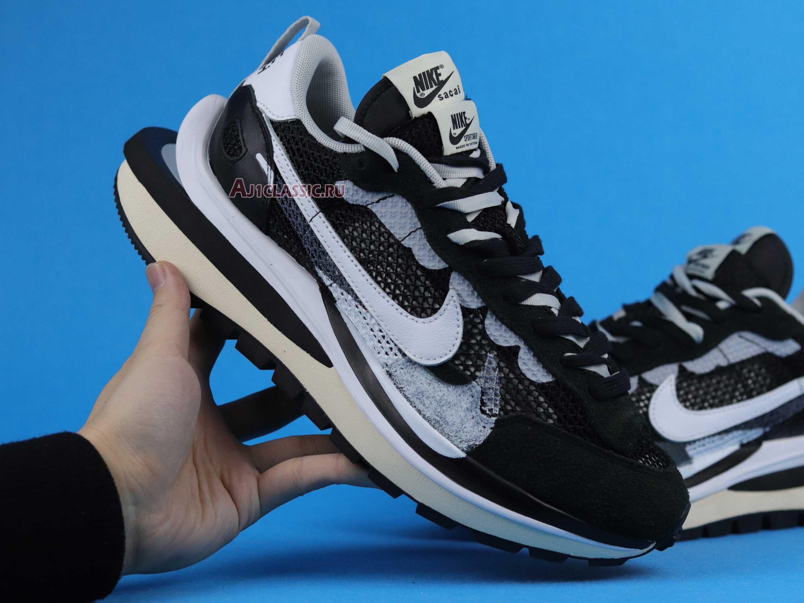 Sacai x Nike VaporWaffle "Black White" CV1363-001