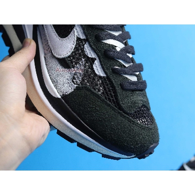 Sacai x Nike VaporWaffle Black White CV1363-001 Black/Summit White/Pure Platinum Sneakers