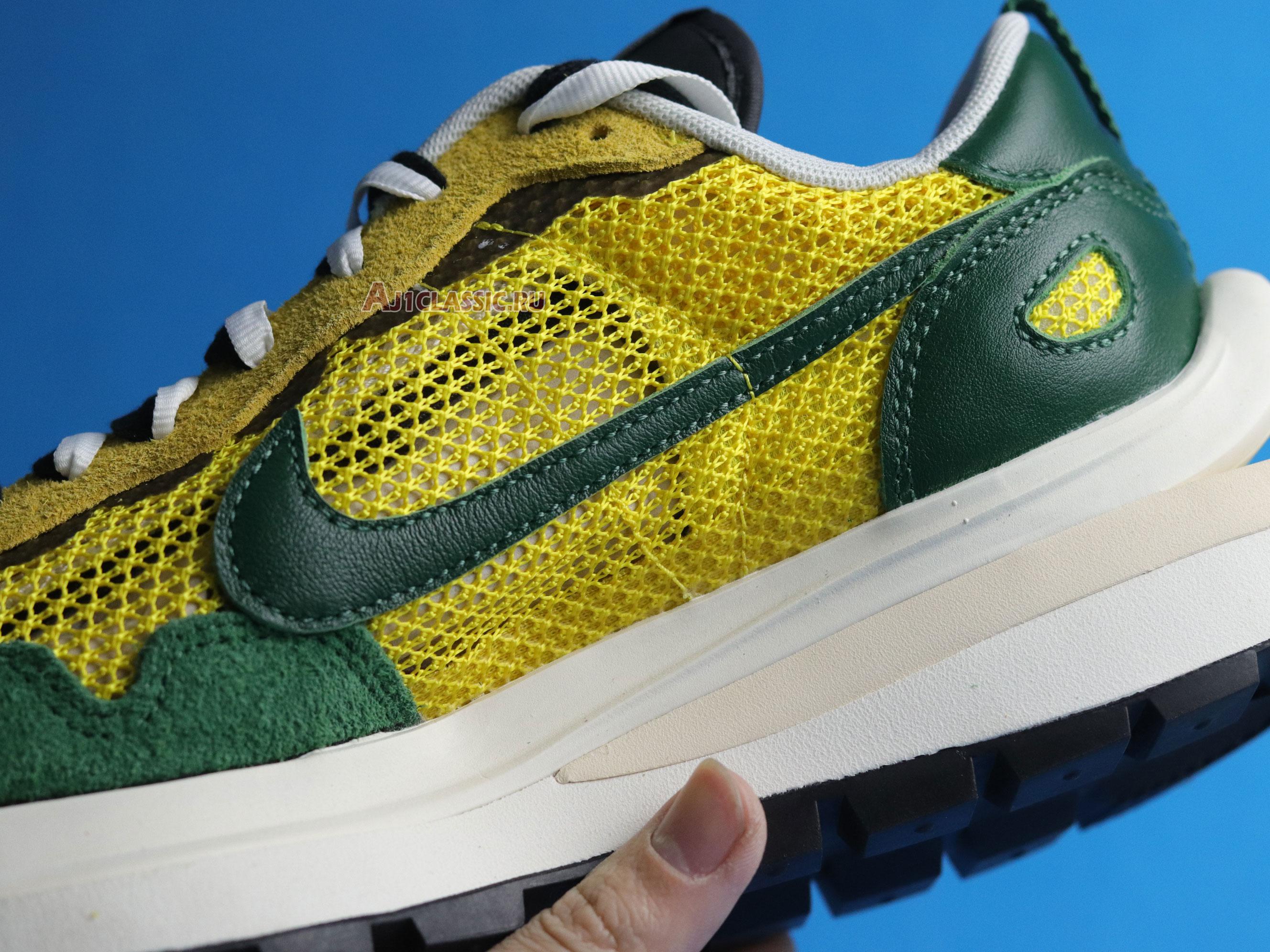 Sacai x Nike VaporWaffle "Tour Yellow" CV1363-700