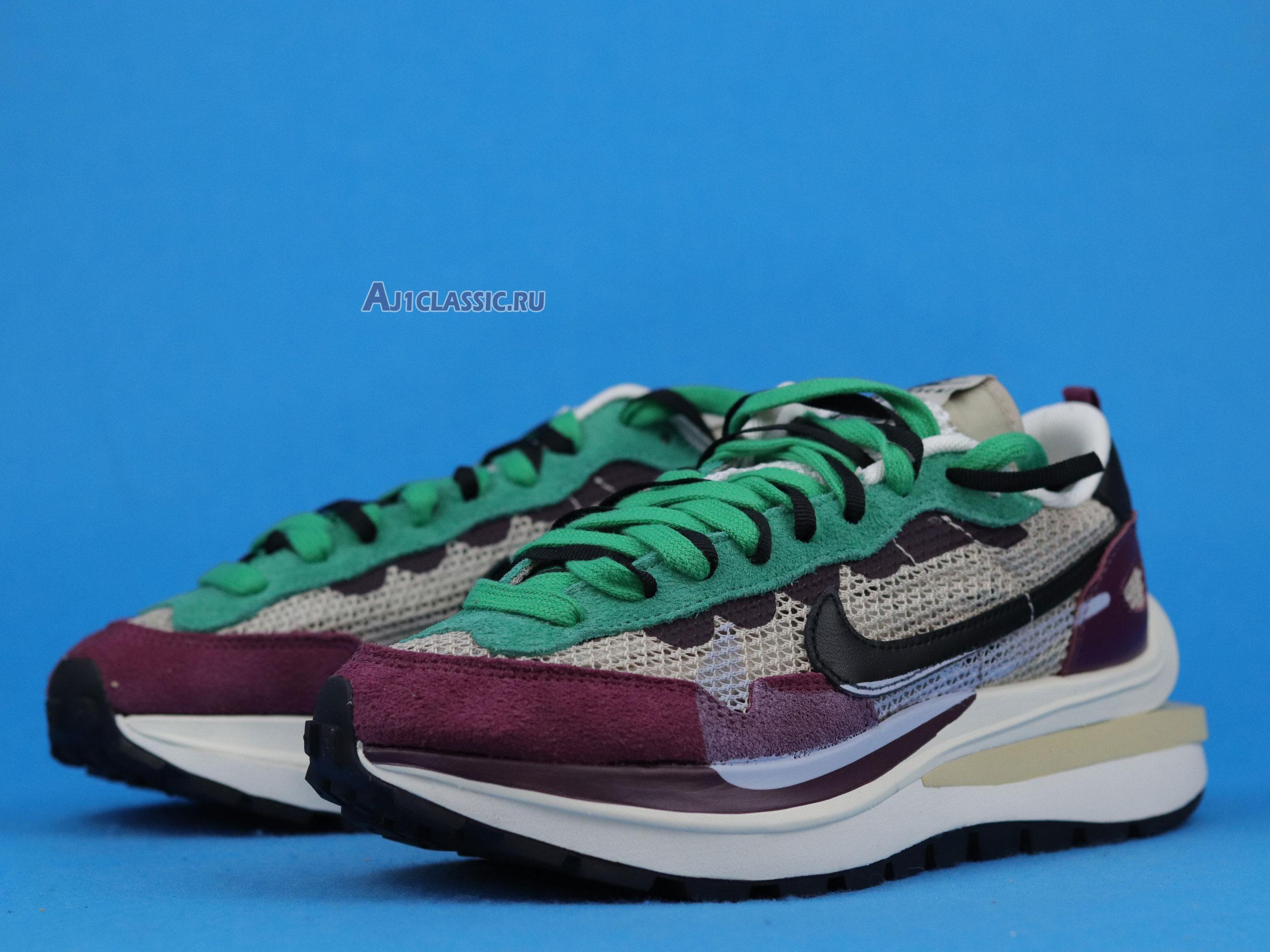 New Sacai x Nike VaporWaffle SP "Villain Red" DD3035-200 Shoes