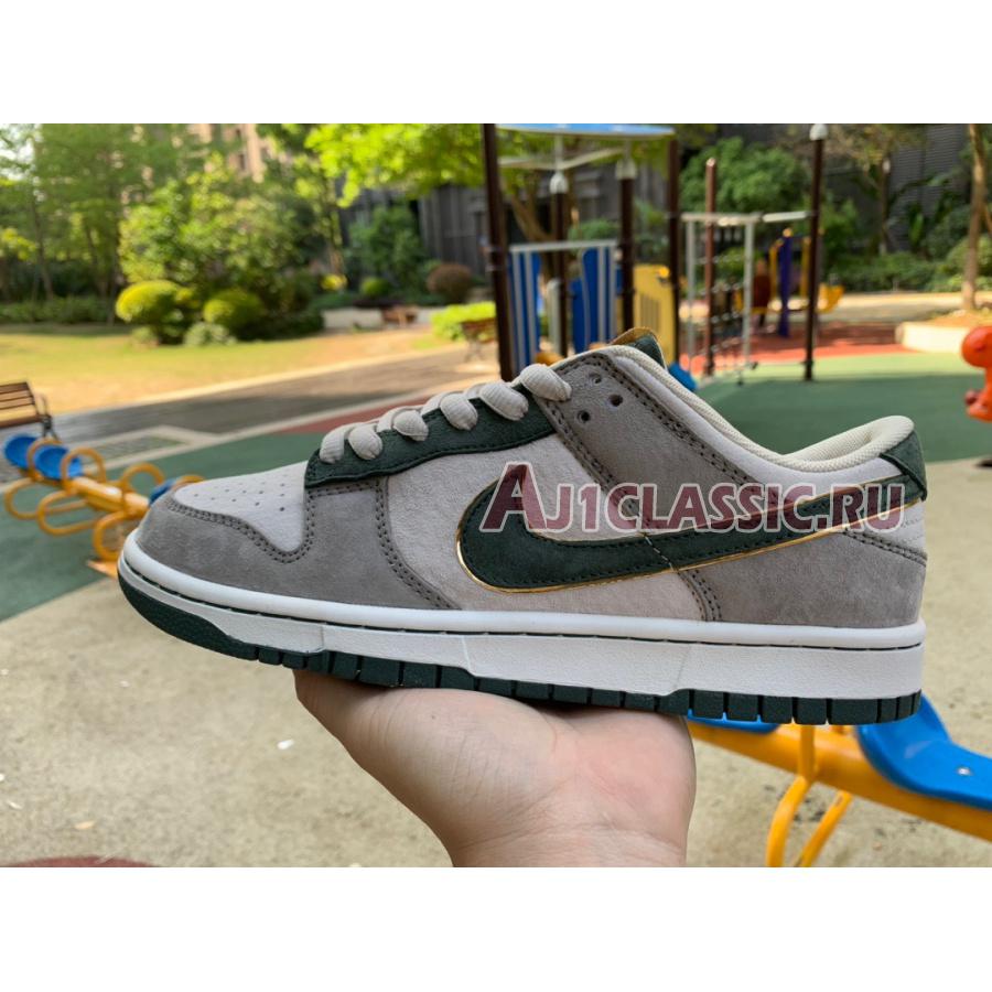 Otomo Katsuhiro x Nike SB Dunk Low Steamboy OST "Venus" LF0039-011