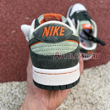 Otomo Katsuhiro x Nike SB Dunk Low Steamboy OST Atrovirens LF0039-007 Atrovirens/Gray/Green Mens Womens Shoes