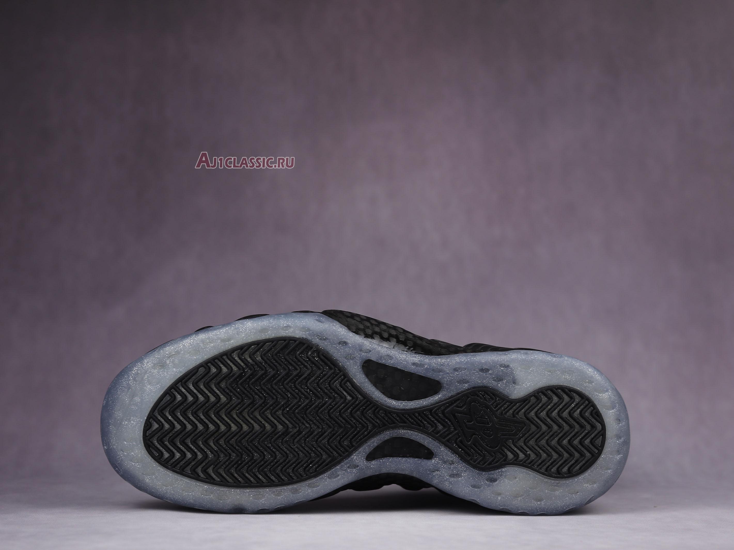 Nike Air Foamposite One "Swoosh" CV0369-001