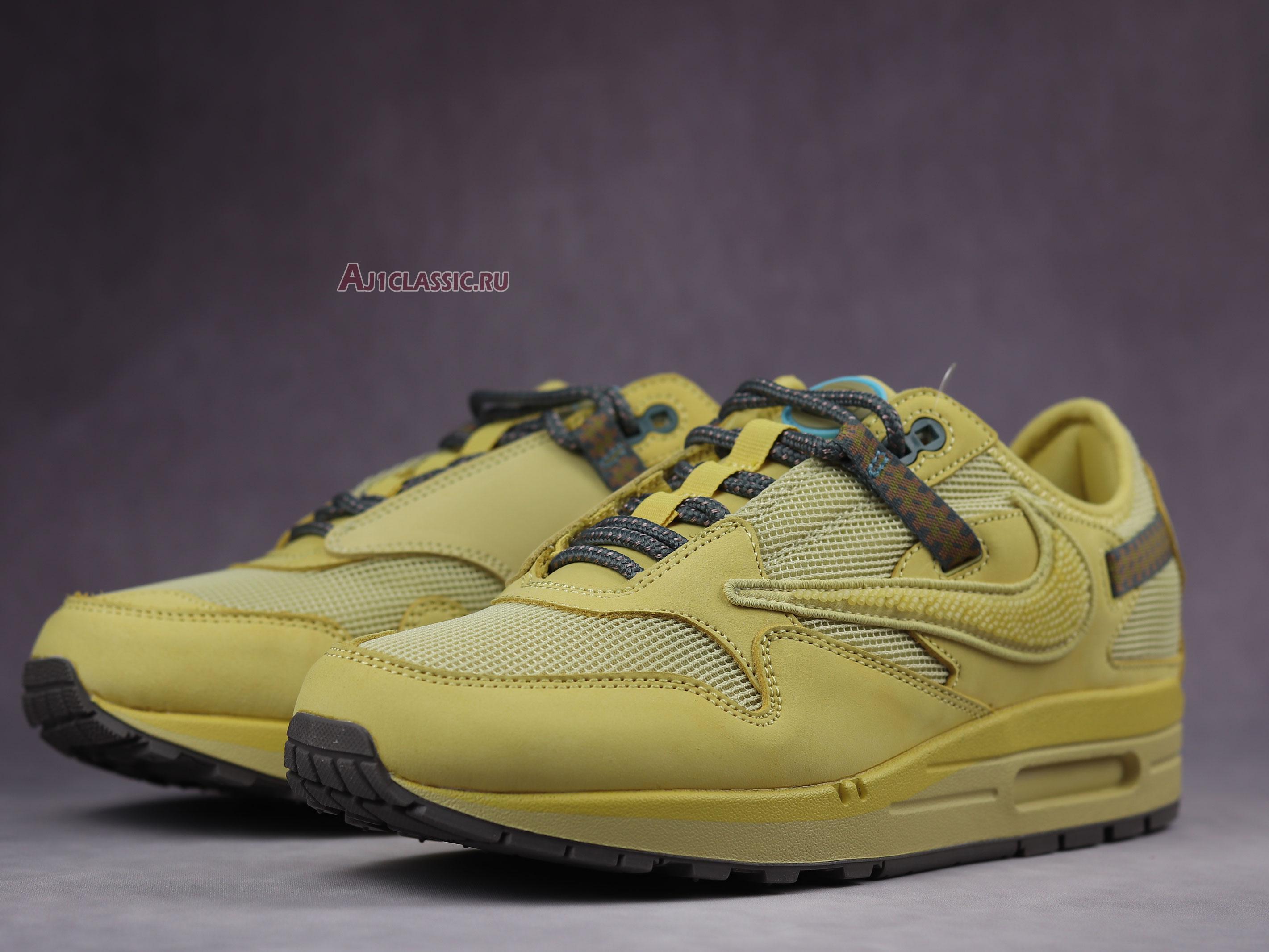 Travis Scott x Air Max 1 "Saturn Gold" D09392-700