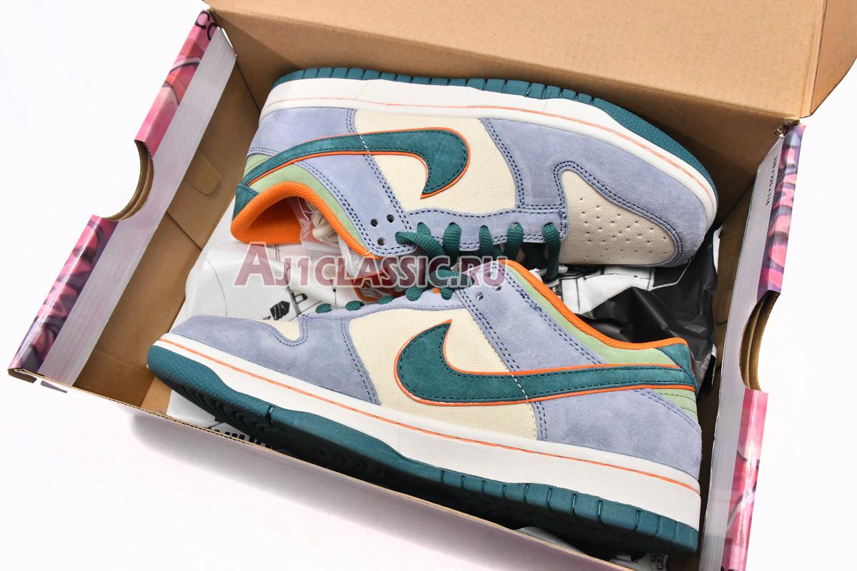 Otomo Katsuhiro x Nike SB Dunk Low "Blue Green Orange" LF0039-017