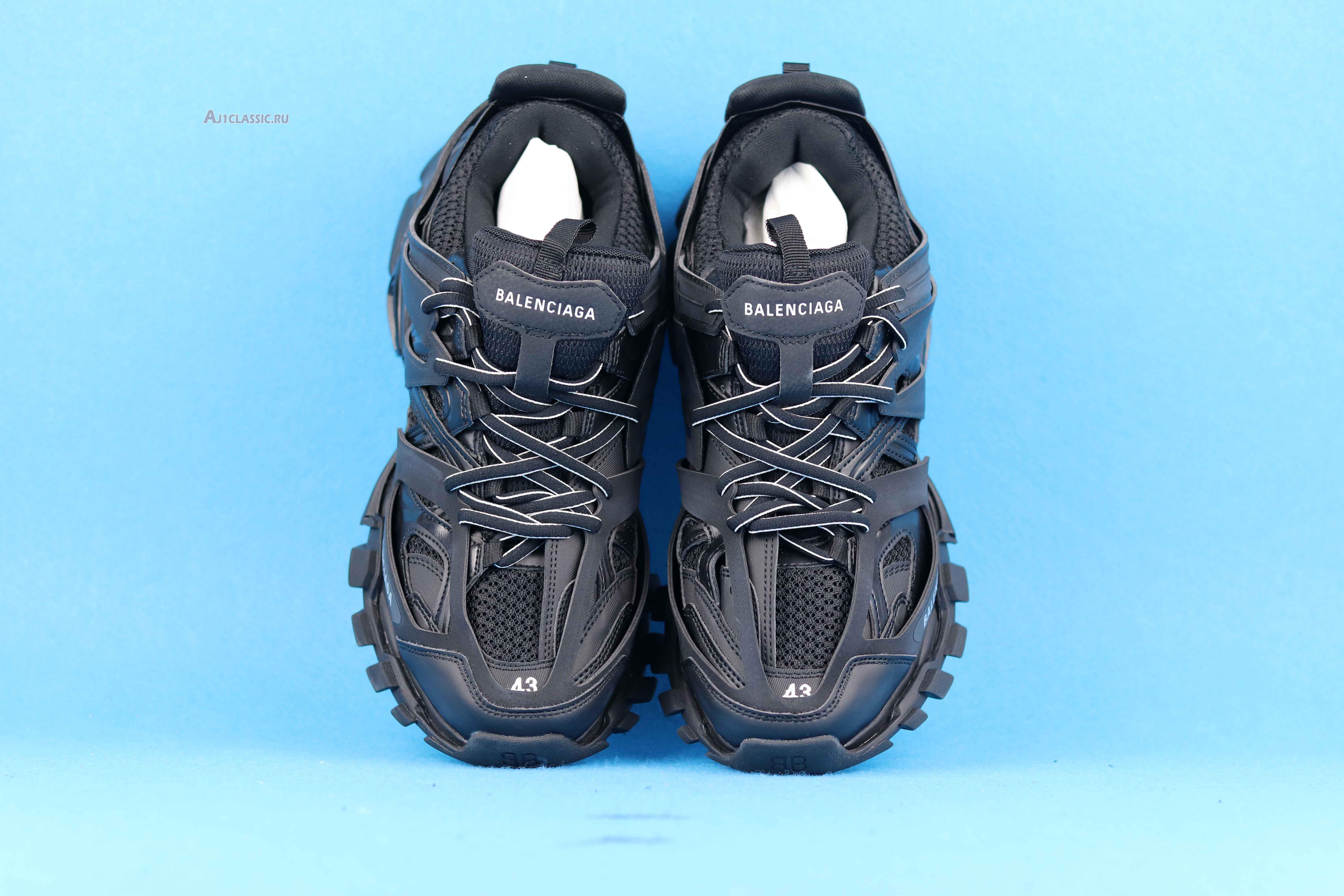 Balenciaga Track Sneaker "Triple Black" 542023 W1GB1 1000