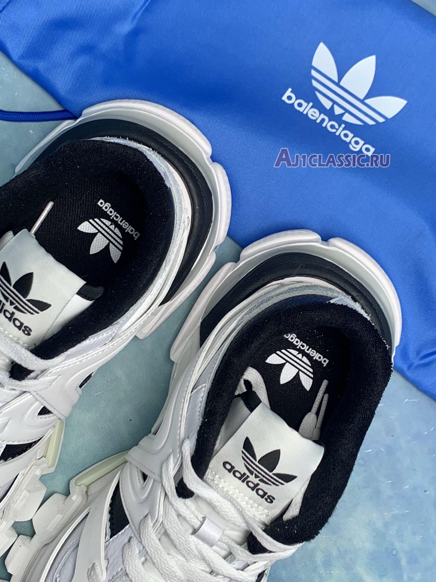 Balenciaga Adidas Track Forum Low Top Sneakers "White Black" 741107 W3CZ1 9010