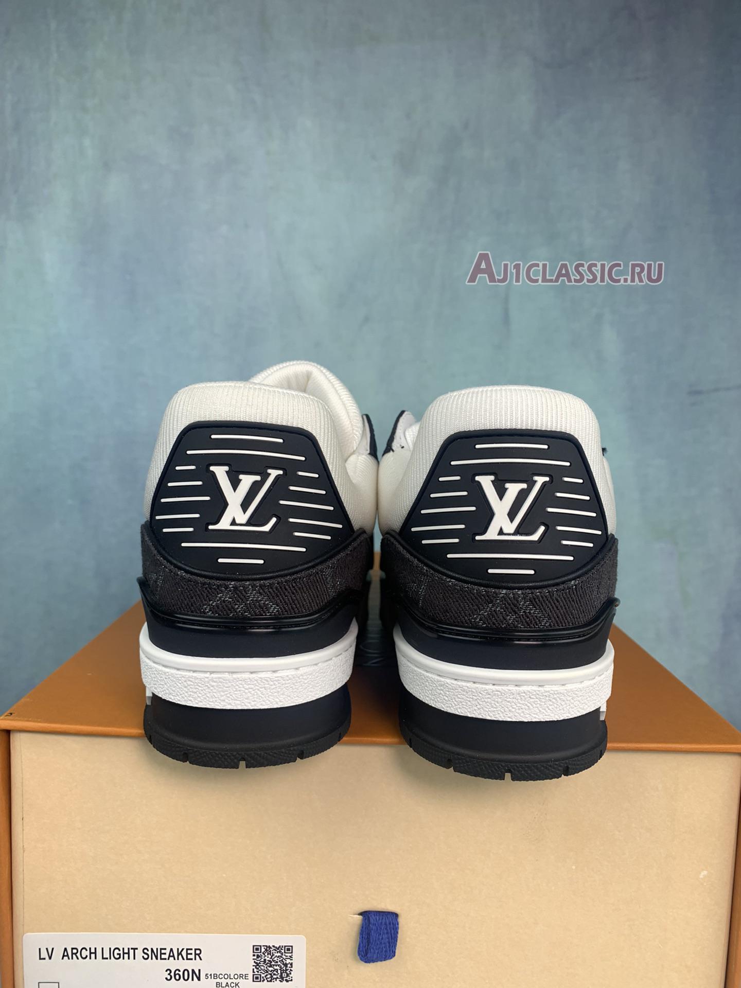 Louis Vuitton Trainer Low "White Black" 1A9JGB