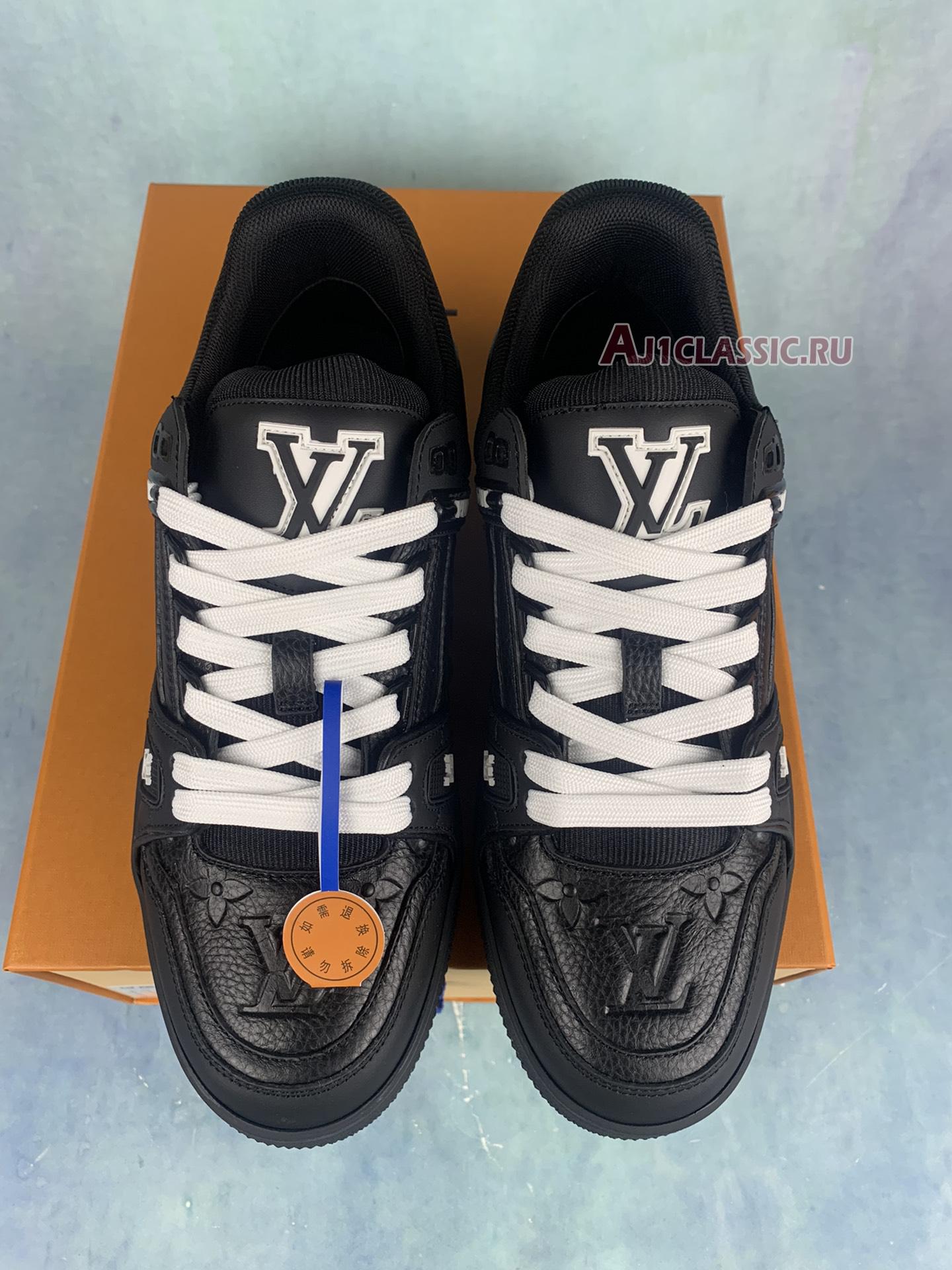 Louis Vuitton Trainer "Black Monogram" 1AAREY