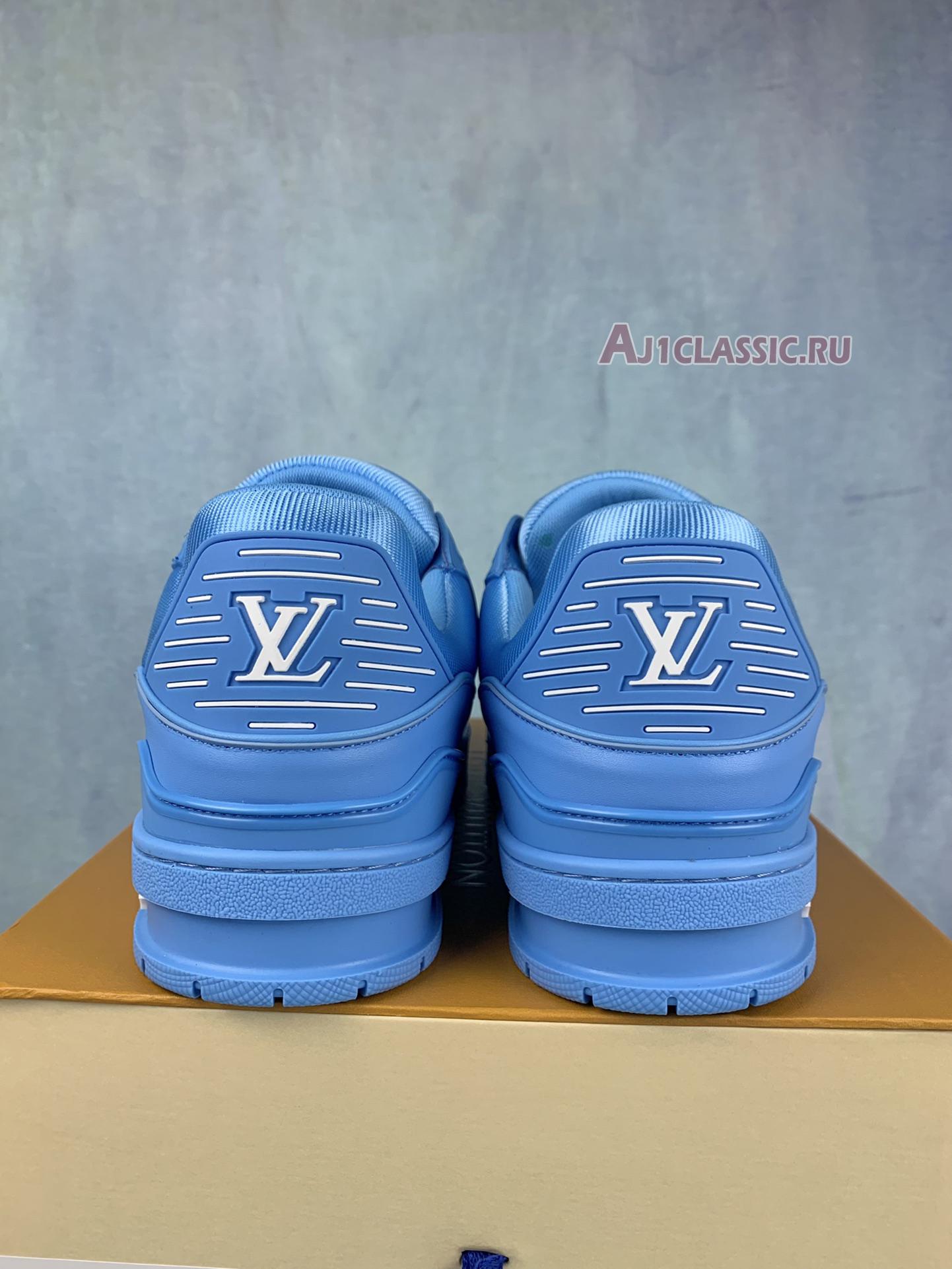 New Louis Vuitton Trainer Low "Blue Embossed Monogram" 1AARFI Shoes