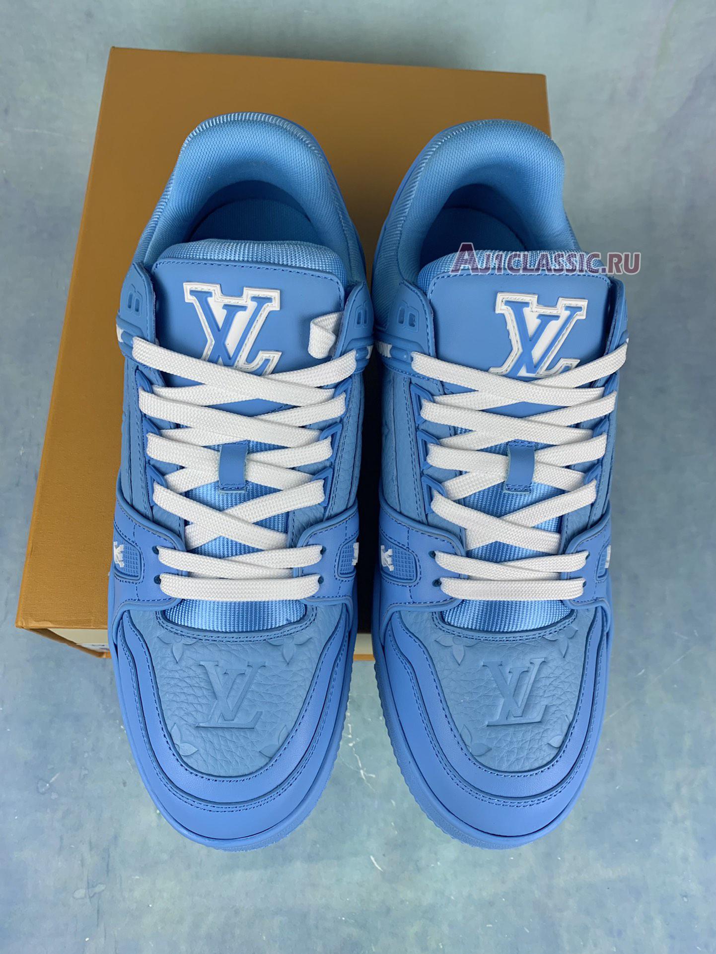 Louis Vuitton Trainer Low "Blue Embossed Monogram" 1AARFI